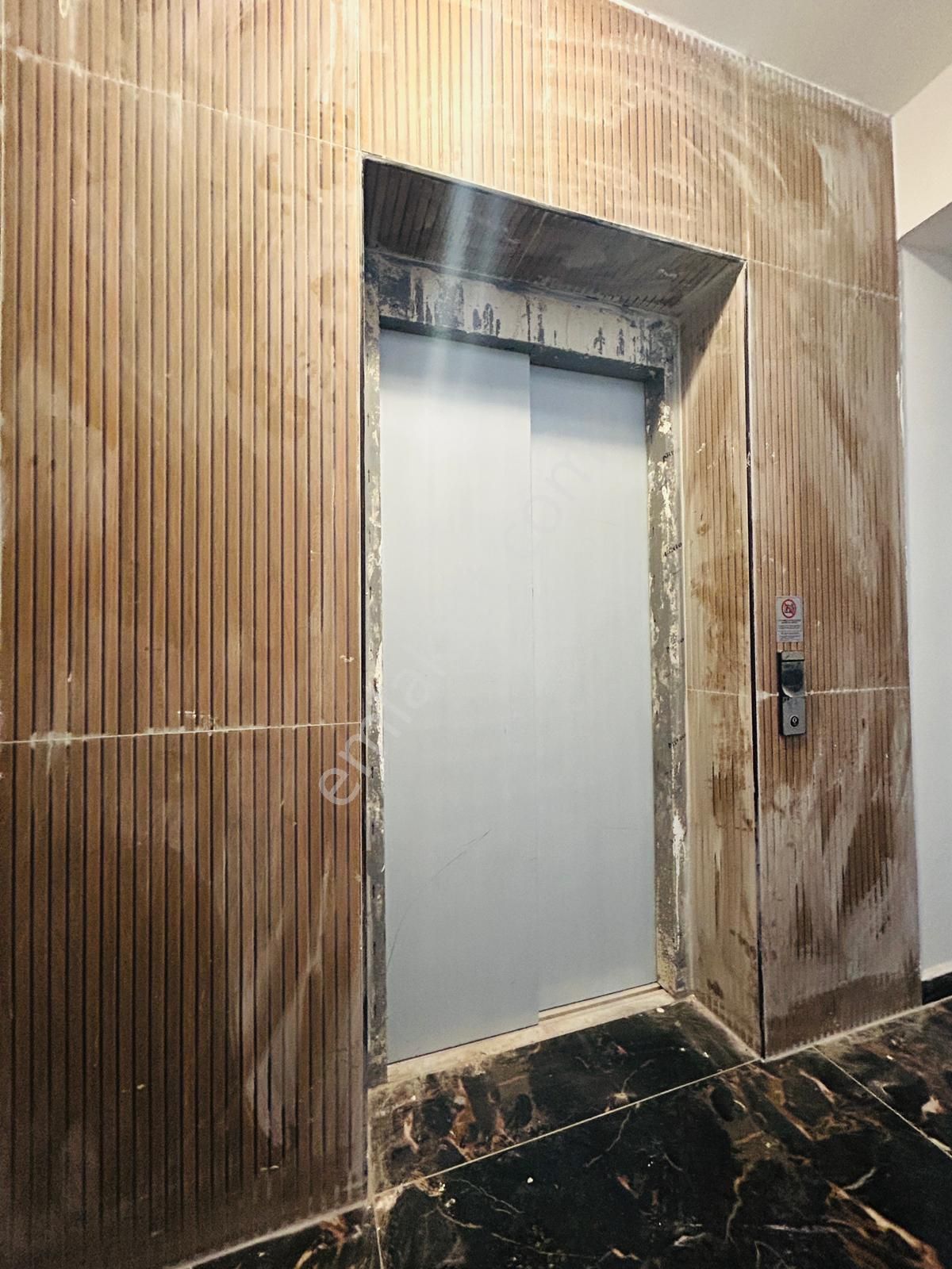 Kent Meydanı Yakını Katta Ultra Lüks 2+1 'ler - Görsel 23