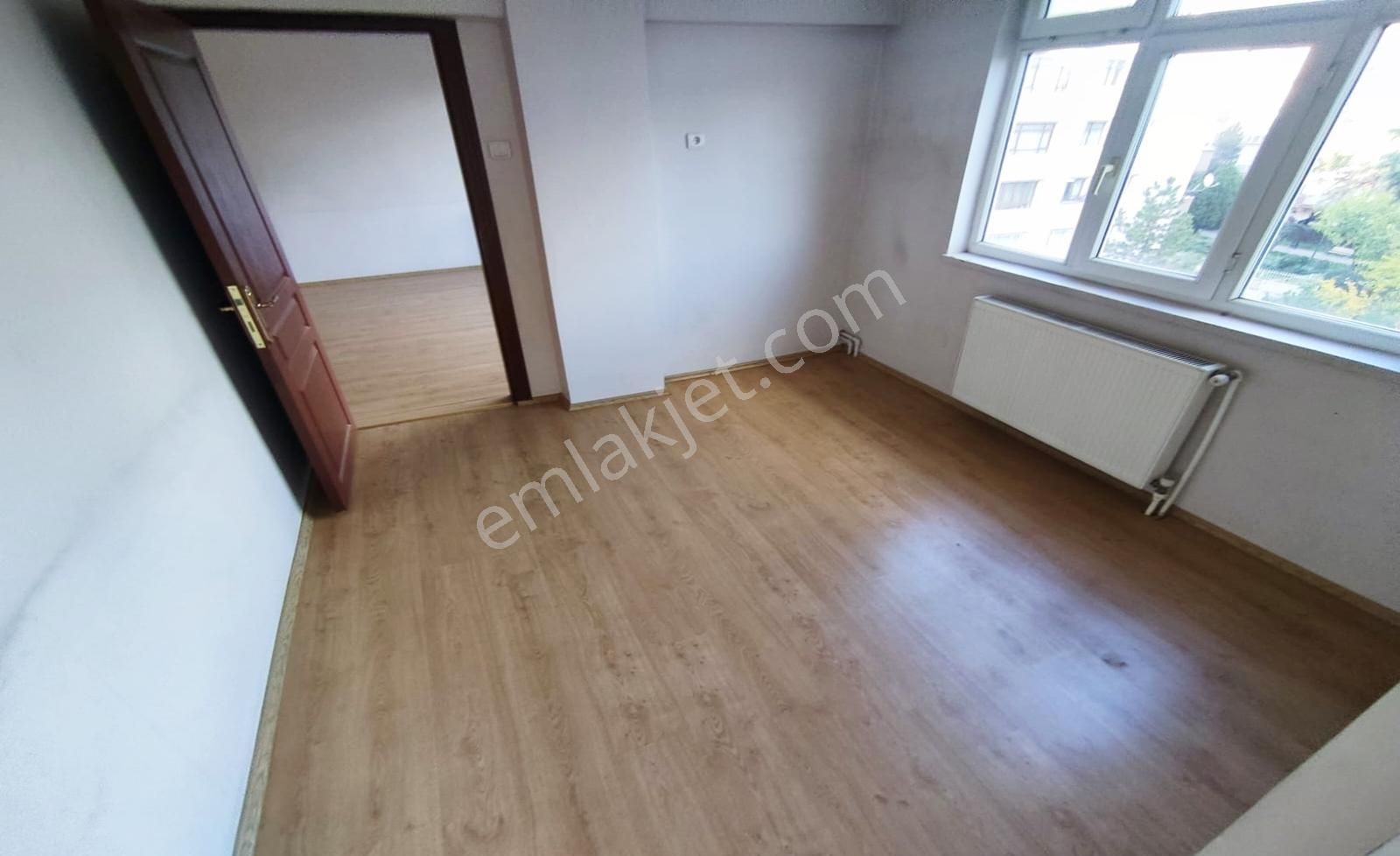 Etlik Kıvrımlı Caddesin De 1. Katta Kiralık Daire - Görsel 23