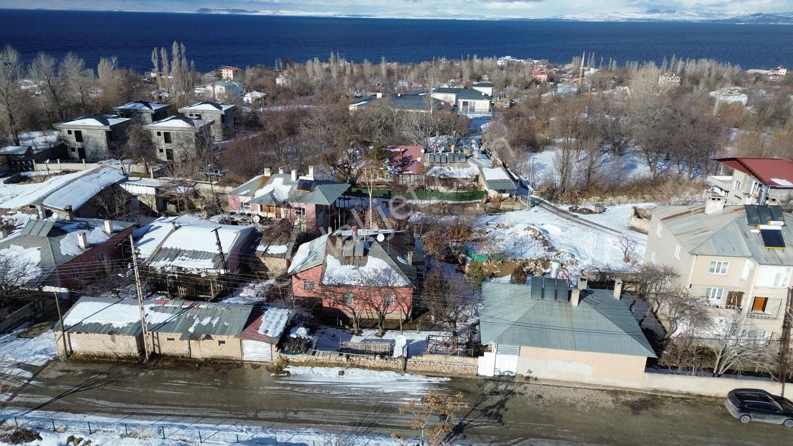 Eskicamide Satılık Göl Manzaralı 606 M²arsa Ve Müstakil Ev - Görsel 23