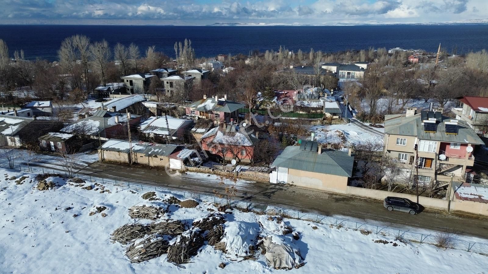 Eskicamide Satılık Göl Manzaralı 606 M²arsa Ve Müstakil Ev - Görsel 24