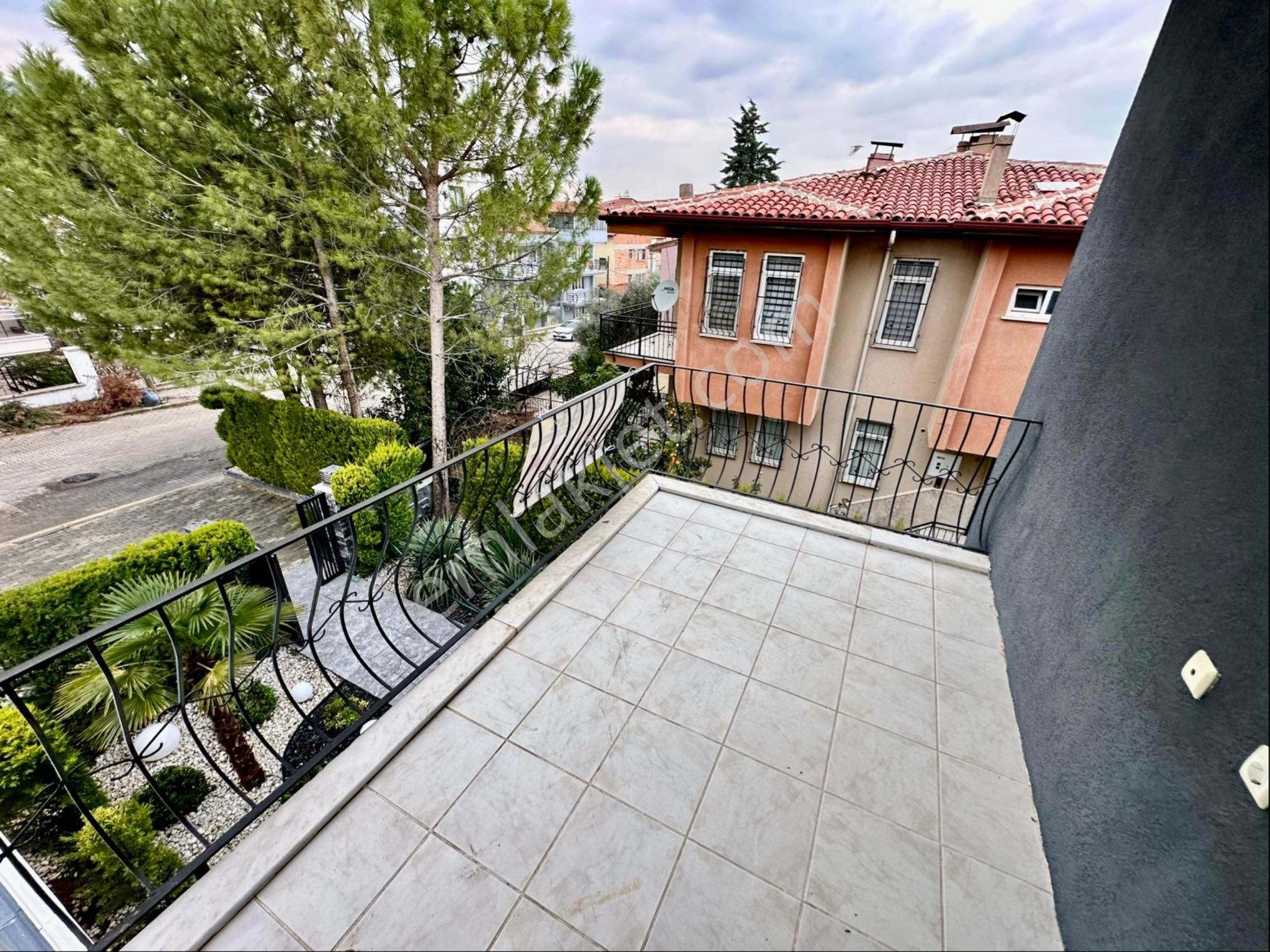 Müstakil Villa 6+2350m2 Kapalı Alana Sahip Olan Villa Satılıktır - Görsel 26