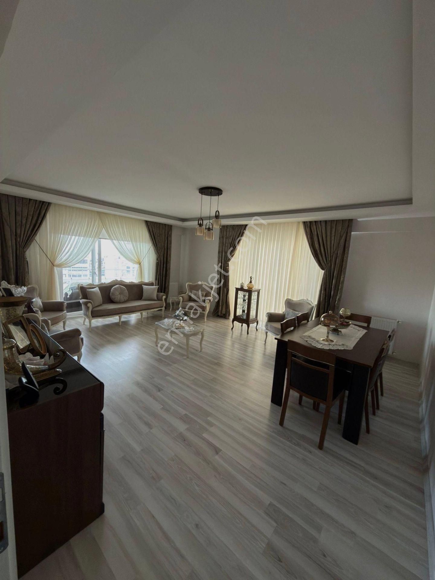 Hisardan Karasamsun'da Site İçerisinde 3+1 Satılık Daire