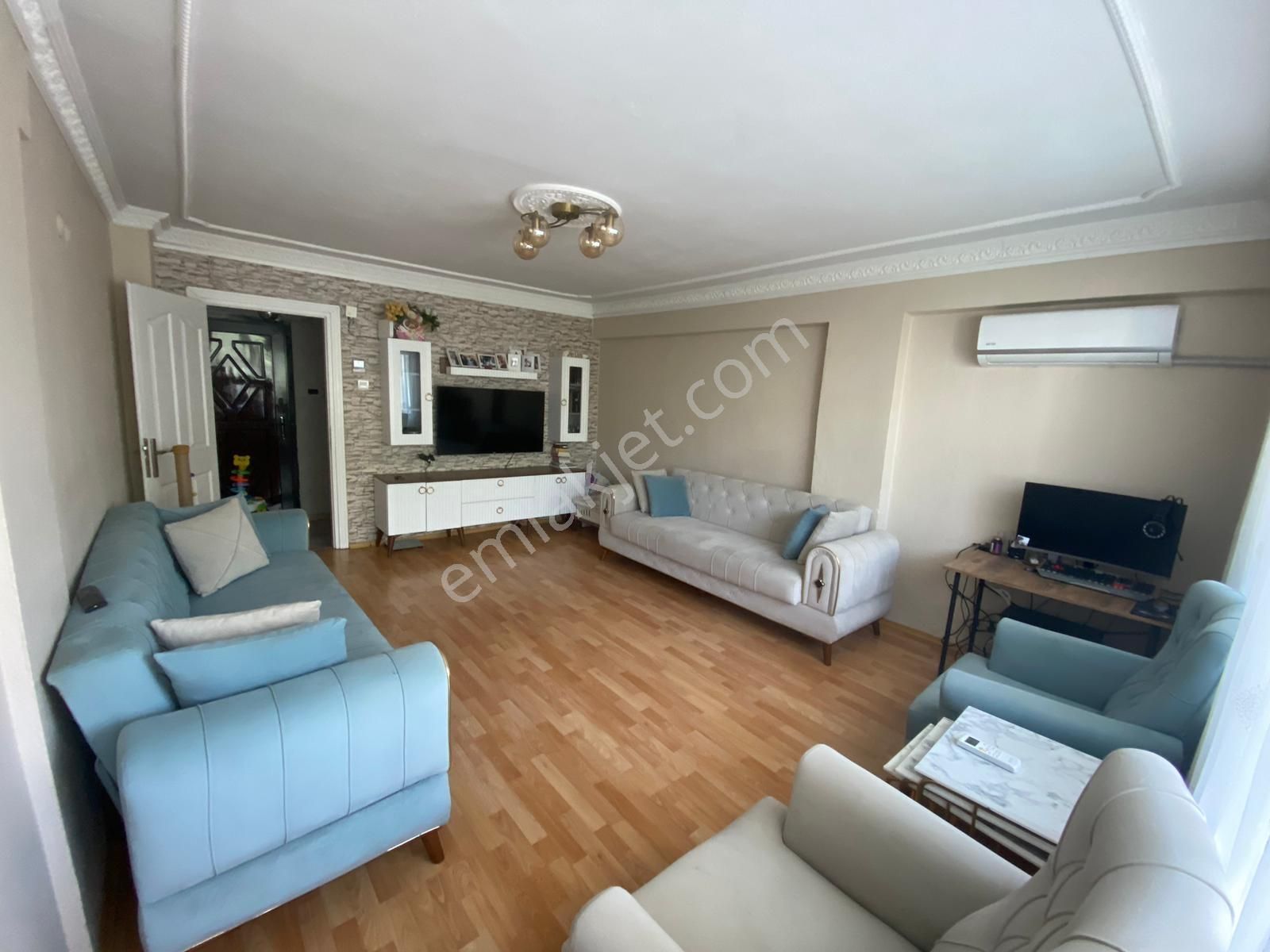 Karabağlar Vatan Mahallesı 'nde Satılık 3+1 Daıre