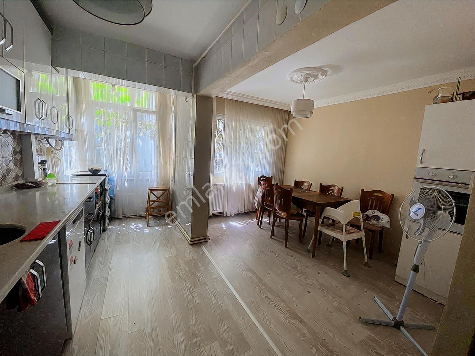 Karabağlar Vatan Mahallesı 'nde Satılık 3+1 Daıre - Görsel 7