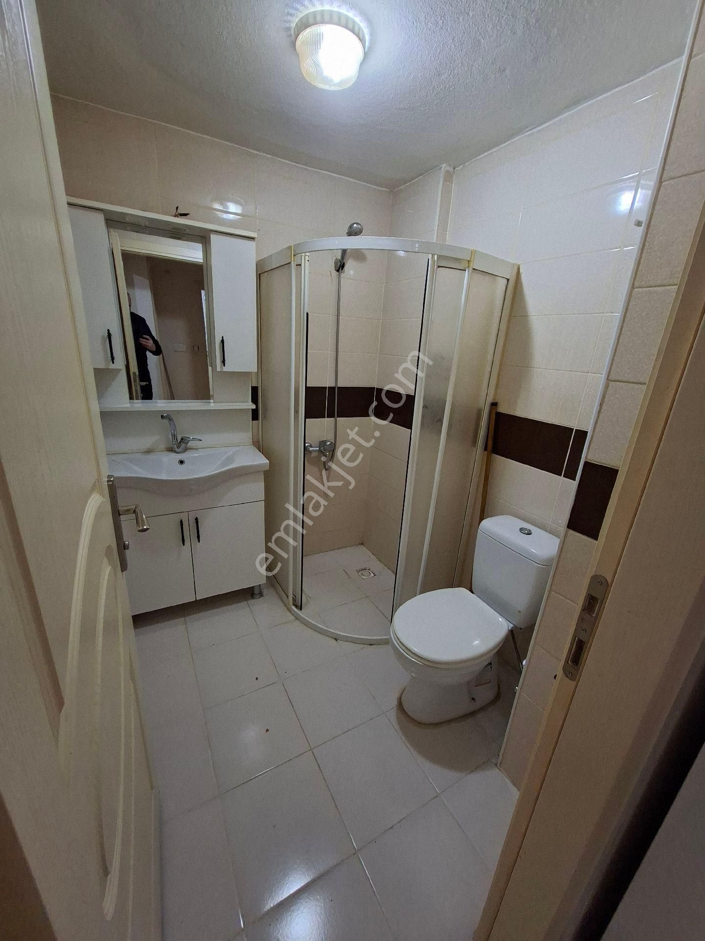 Yenibosna Zafer Mah Kiralık Yüksek Giriş Daire 1+1 - Görsel 6