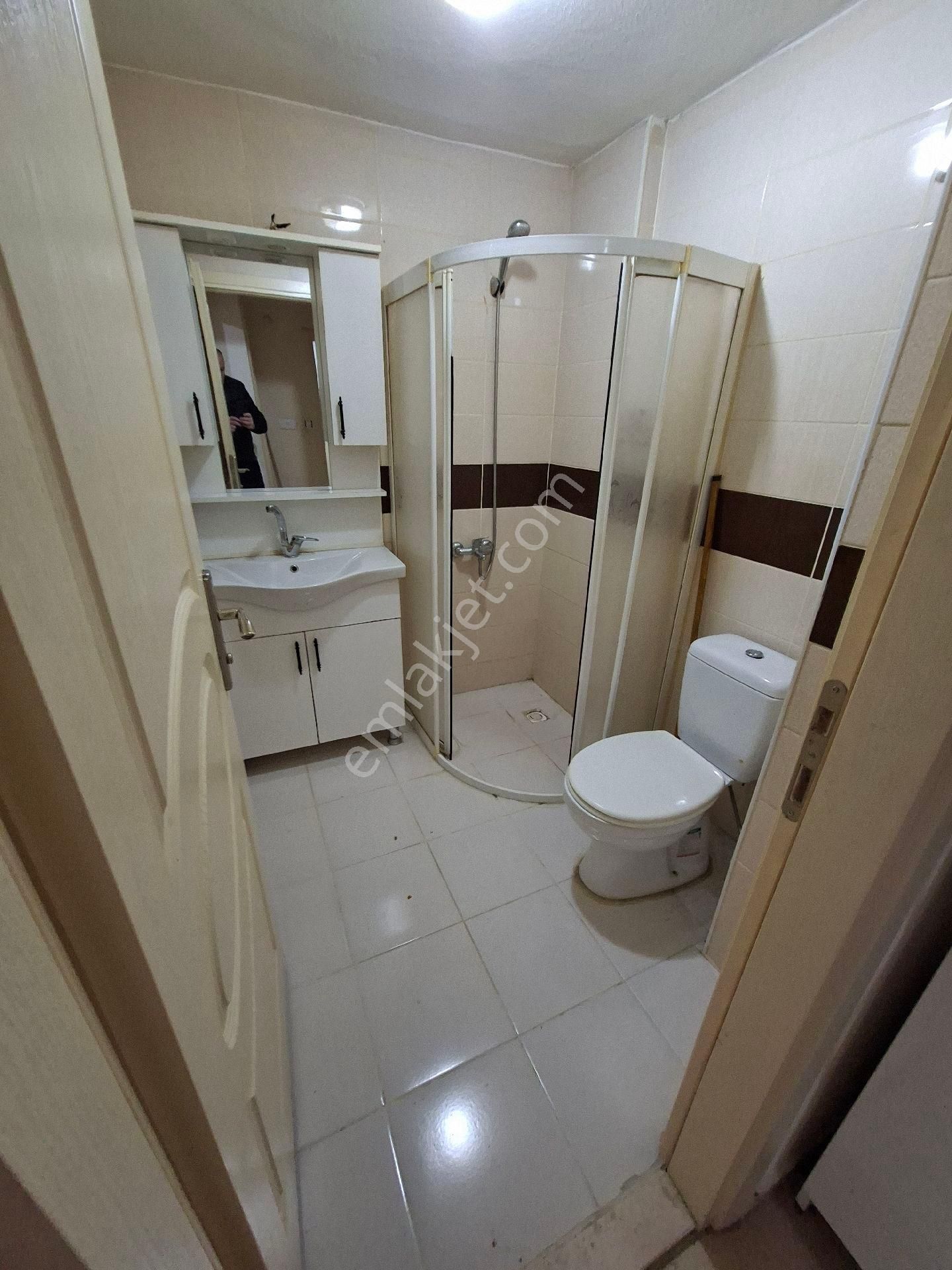 Yenibosna Zafer Mah Kiralık Yüksek Giriş Daire 1+1 - Görsel 24