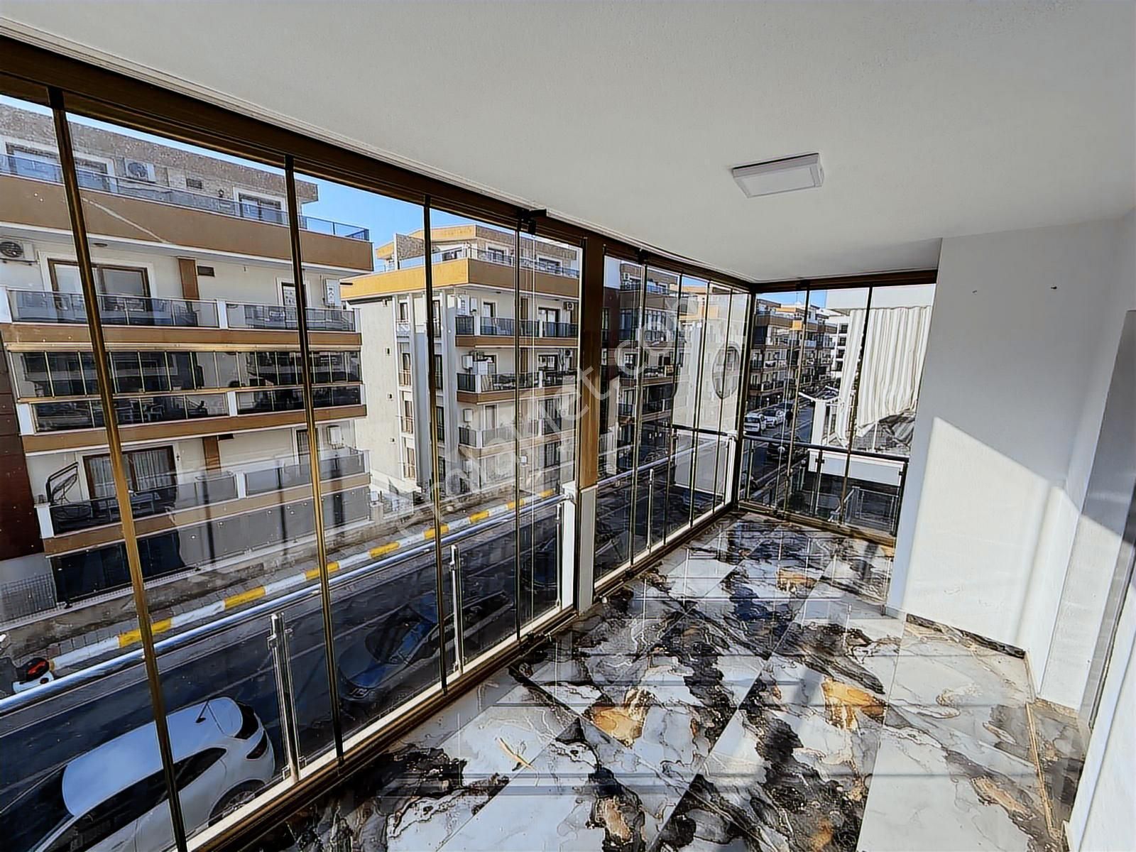 Kuşadası Merkeze Yakın Havuzlu Site Ekstralı Arakat 3+1 Satılık - Görsel 23