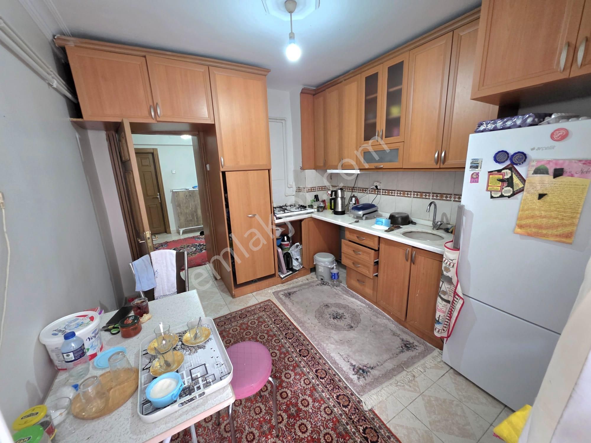 İnce Emlak' Tan Demirli Bahçe' De Cebeci Tren İstasyonu, Hastane Yakını Ara Kat 3+1 Satılık Daire