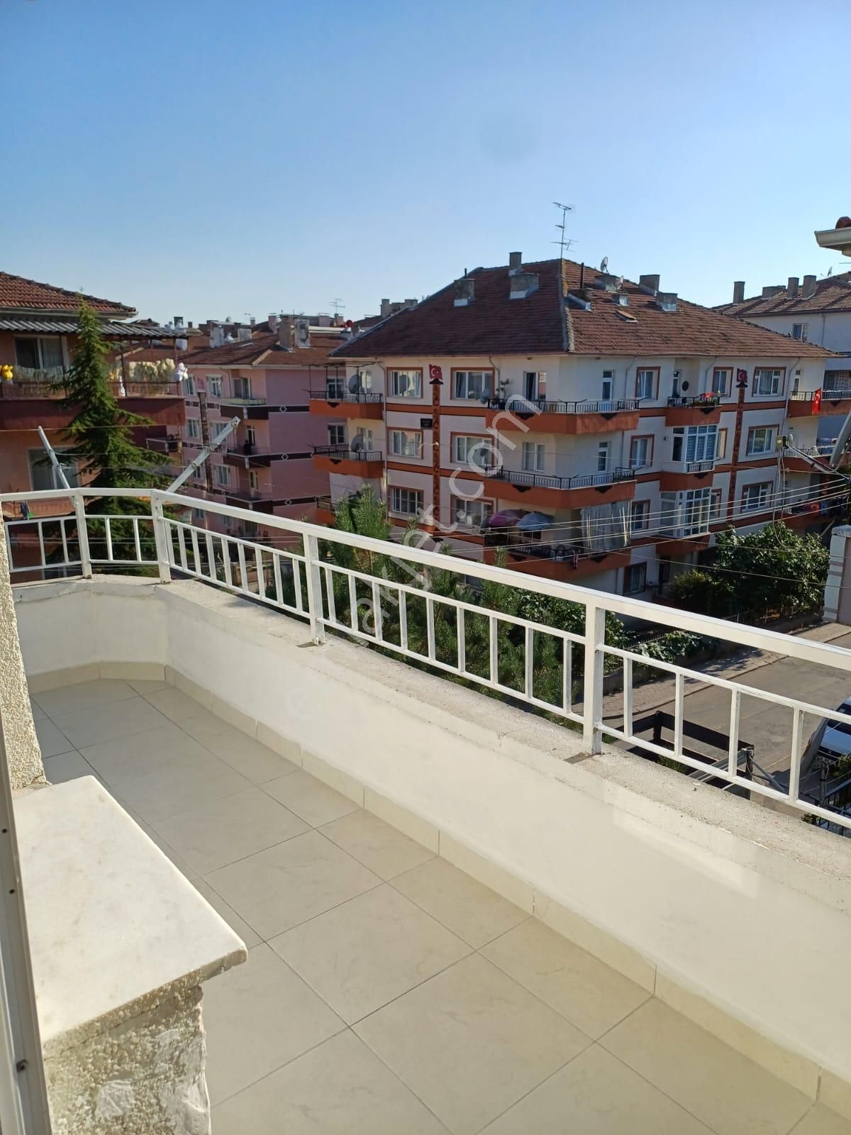 Mç Emlak'tan Akşemsettin Mahallesin'de 3+1 Satılık Daire - Görsel 9