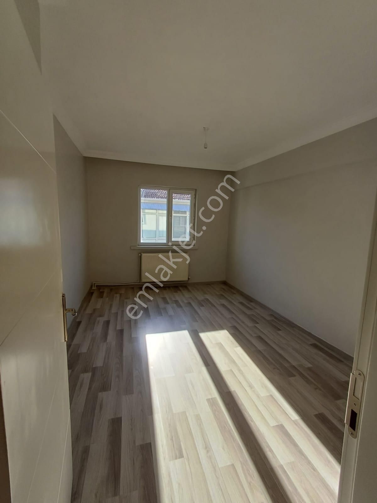 Mç Emlak'tan Akşemsettin Mahallesin'de 3+1 Satılık Daire - Görsel 3