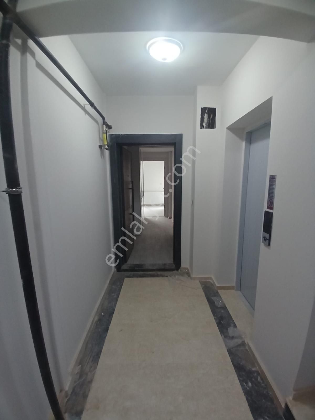 Bakırçay Üniversitesine Yürüme Mesafesinde 2+1 Köşe Daire - Görsel 24