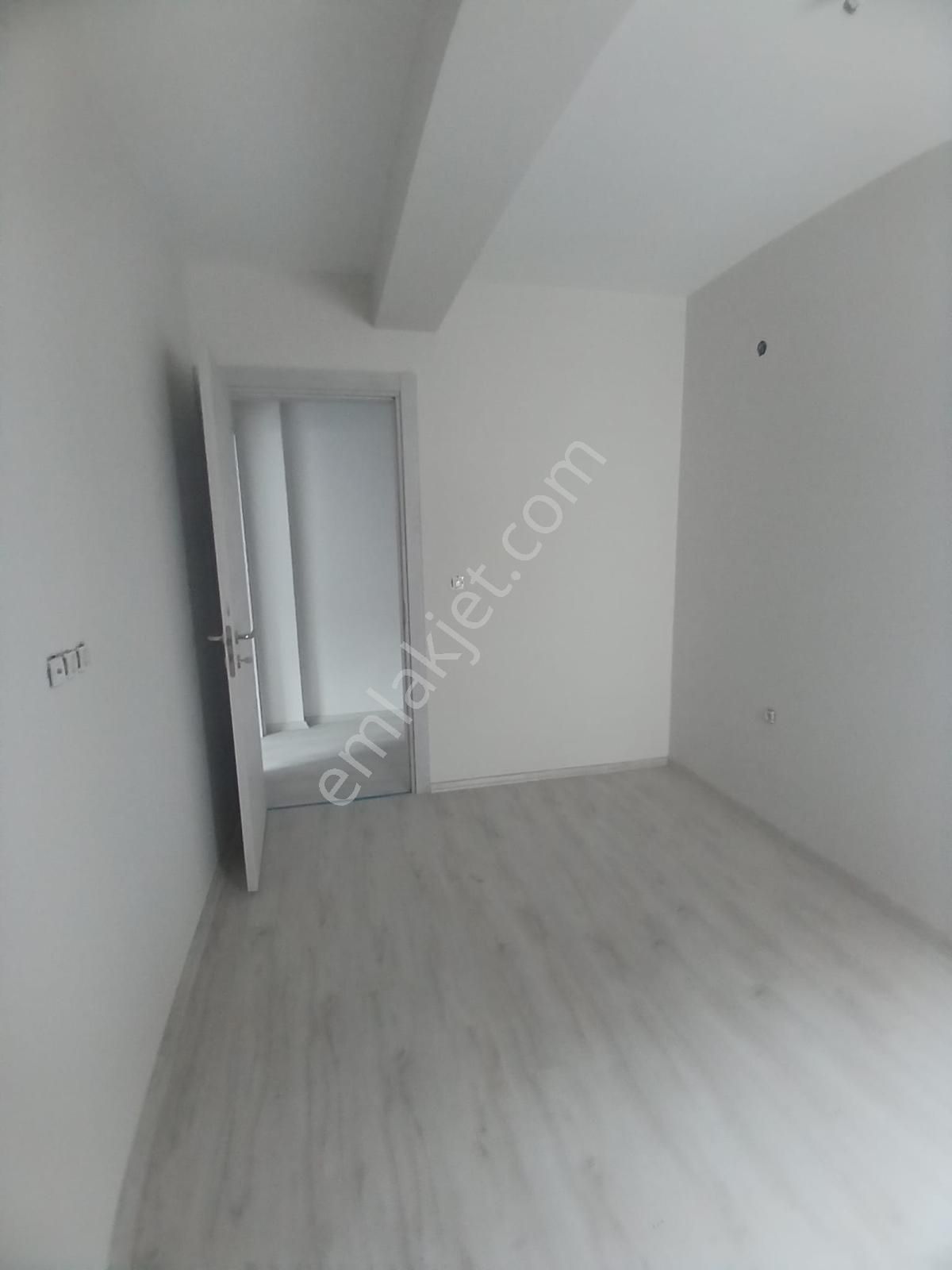 Bakırçay Üniversitesine Yürüme Mesafesinde 2+1 Köşe Daire - Görsel 19