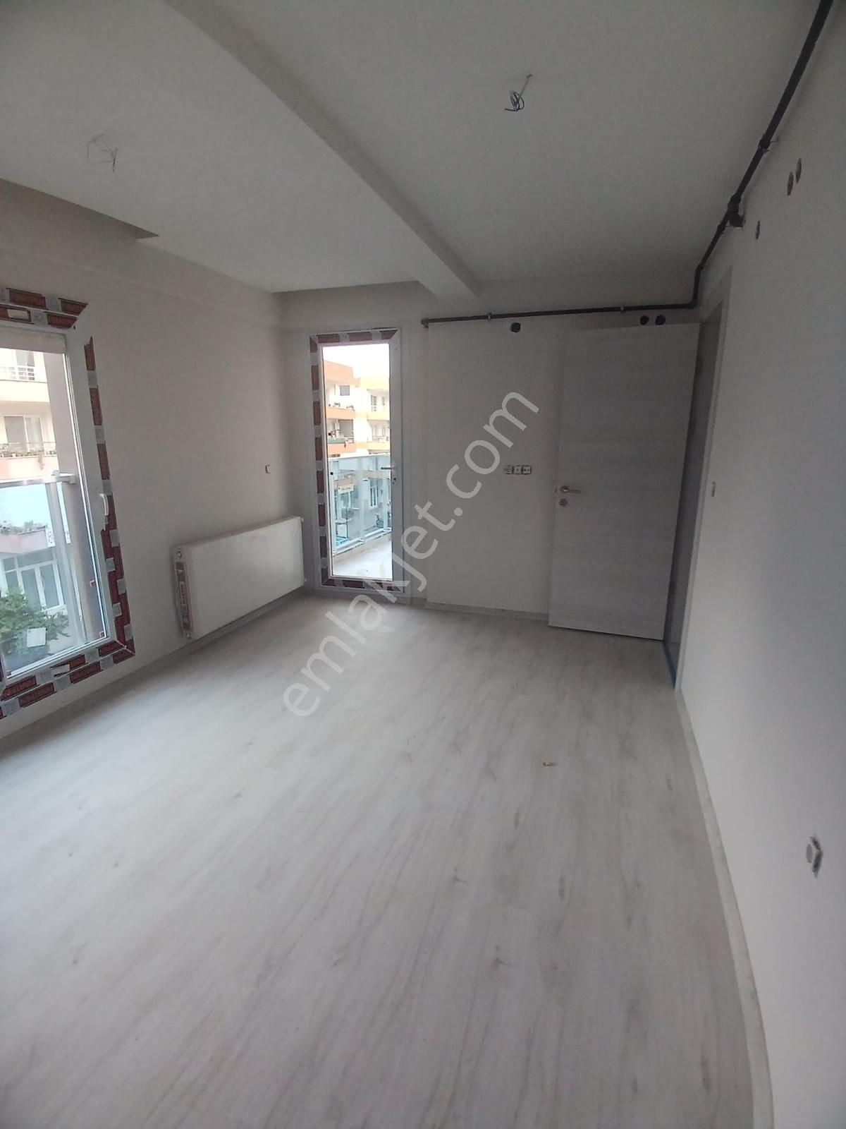 Bakırçay Üniversitesine Yürüme Mesafesinde 2+1 Köşe Daire - Görsel 17