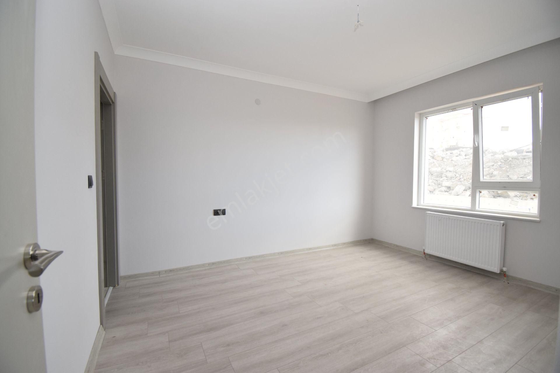 Turyap Yapracık'tan Geniş Balkonlu Ulaşım Yanı İskanlı 2+1 Daire - Görsel 15