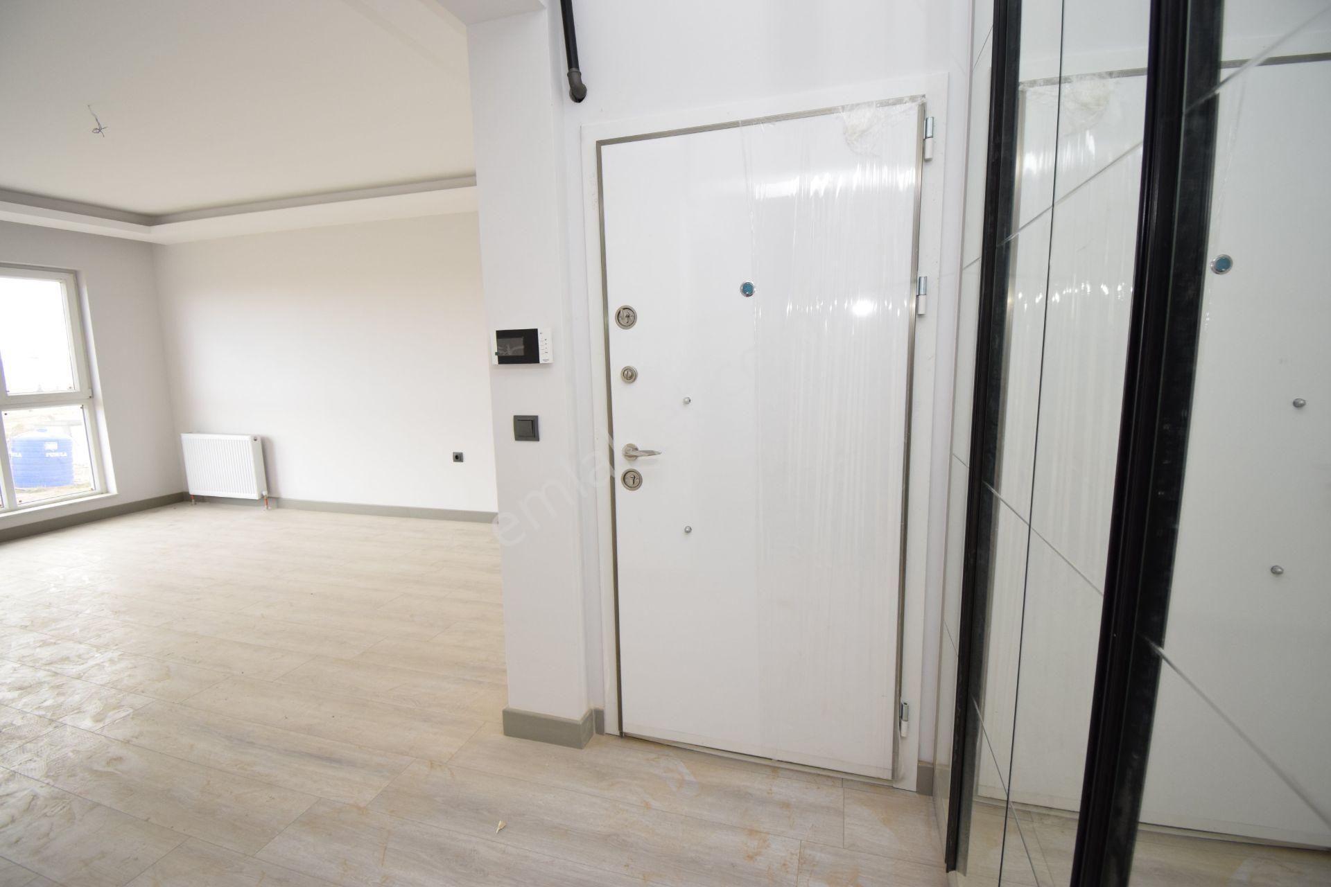 Turyap Yapracık'tan Geniş Balkonlu Ulaşım Yanı İskanlı 2+1 Daire - Görsel 23