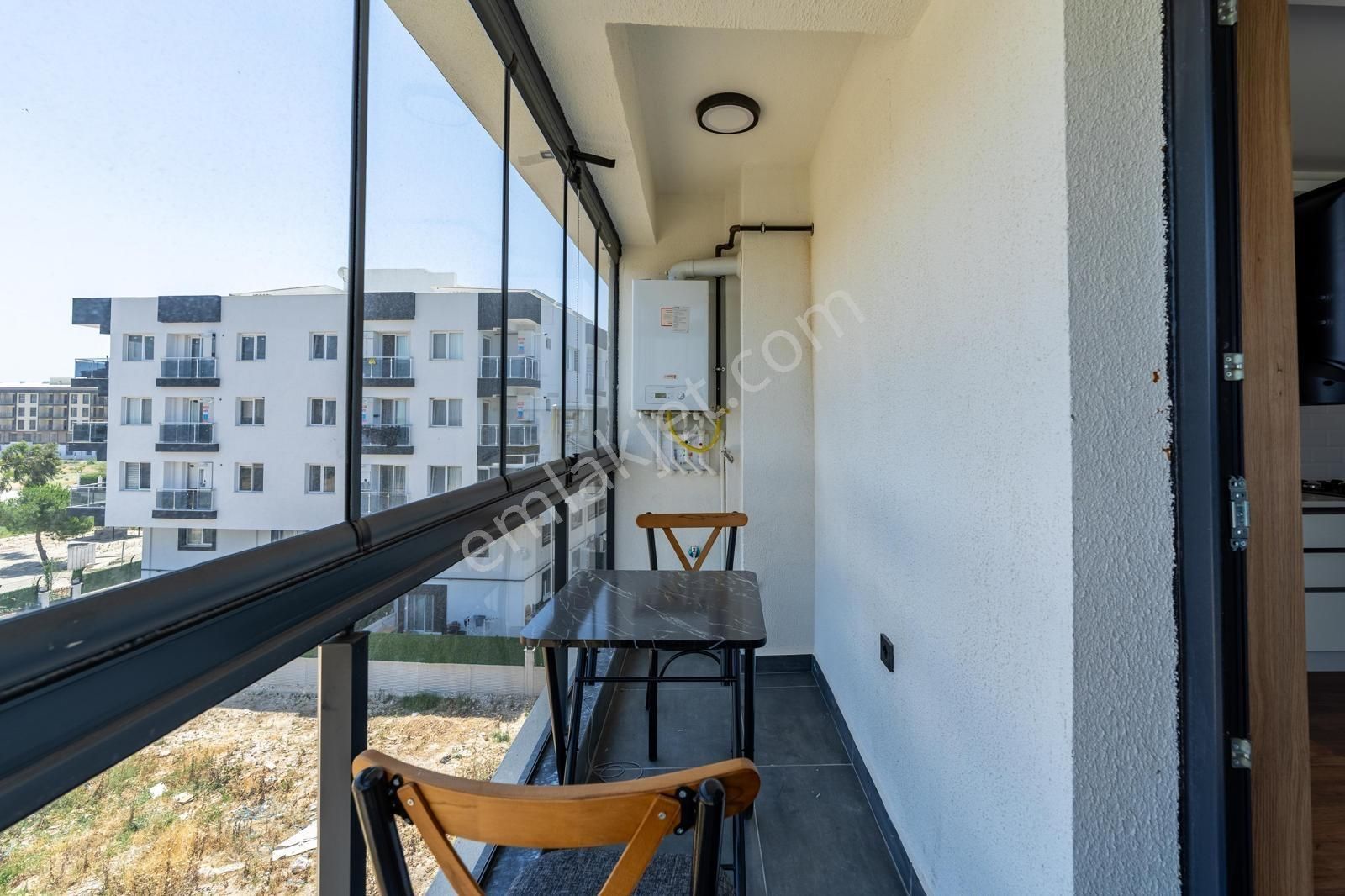 Bakırçay Mevki Ful Eşyalı Kira Garantili Satılık 1+1 Ferah Daire - Görsel 4