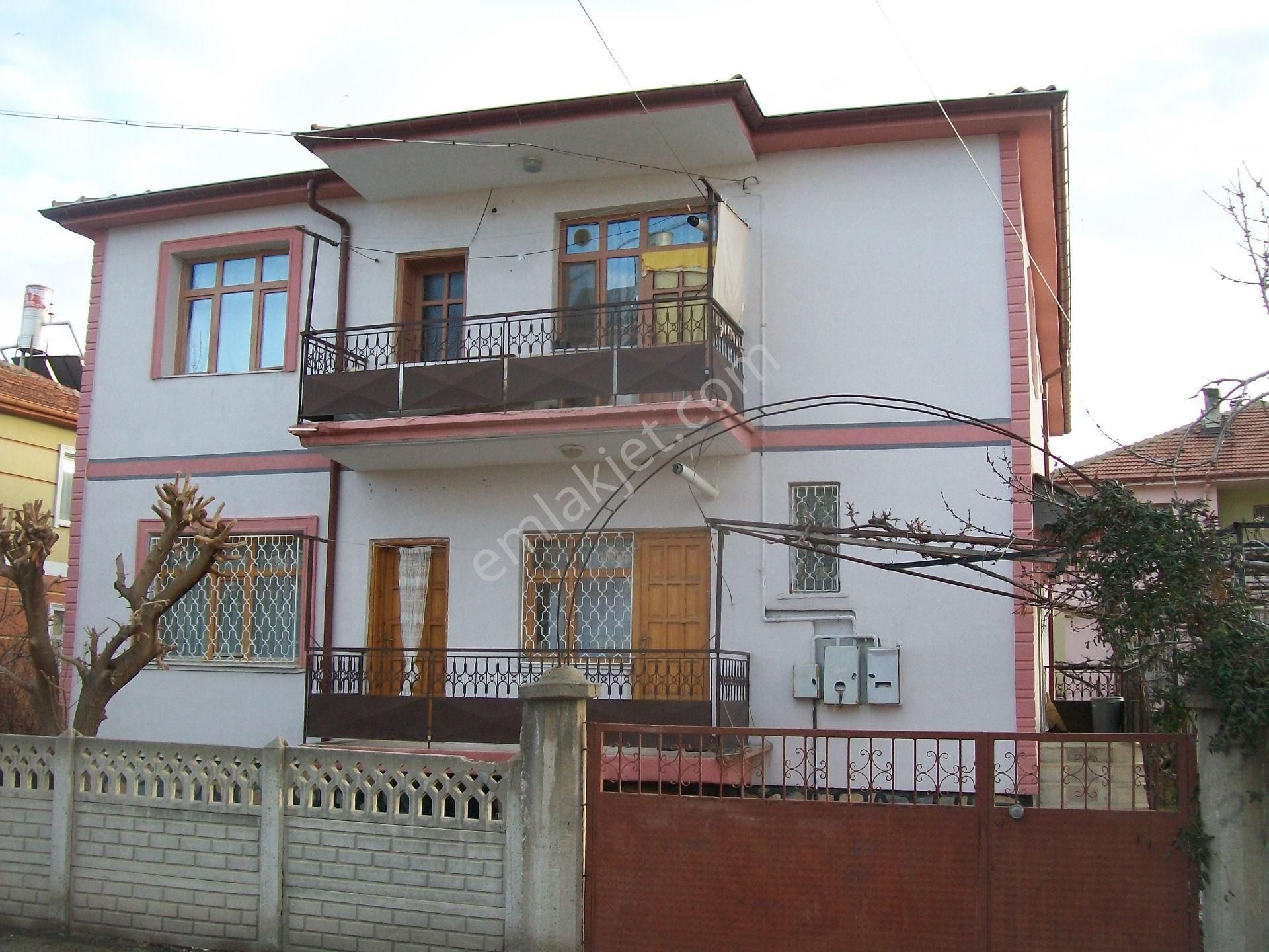 Müstakil Ev 2 Katlı Kombili Hıdırlı Mahallesi