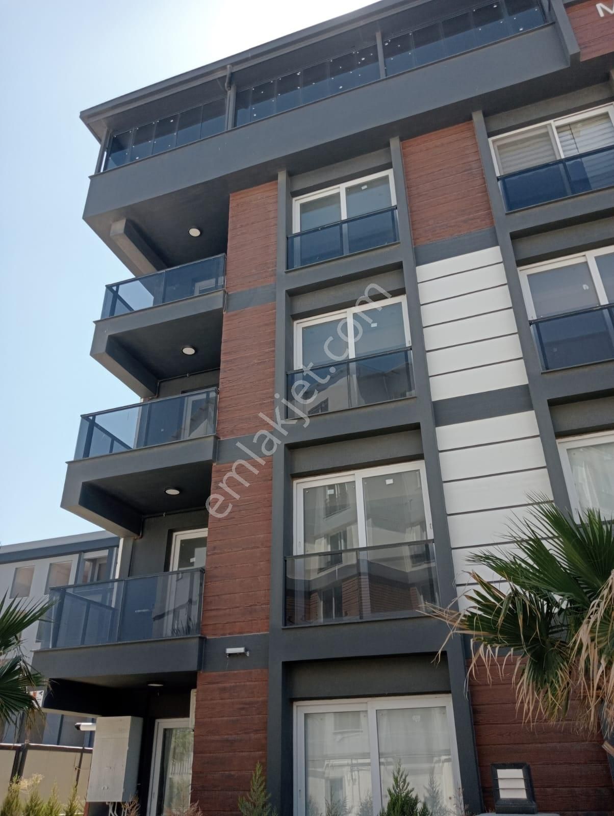 Bakırçay Mevki Köşe Önü Açık Satılık 1+1 Ferah Daire - Görsel 4