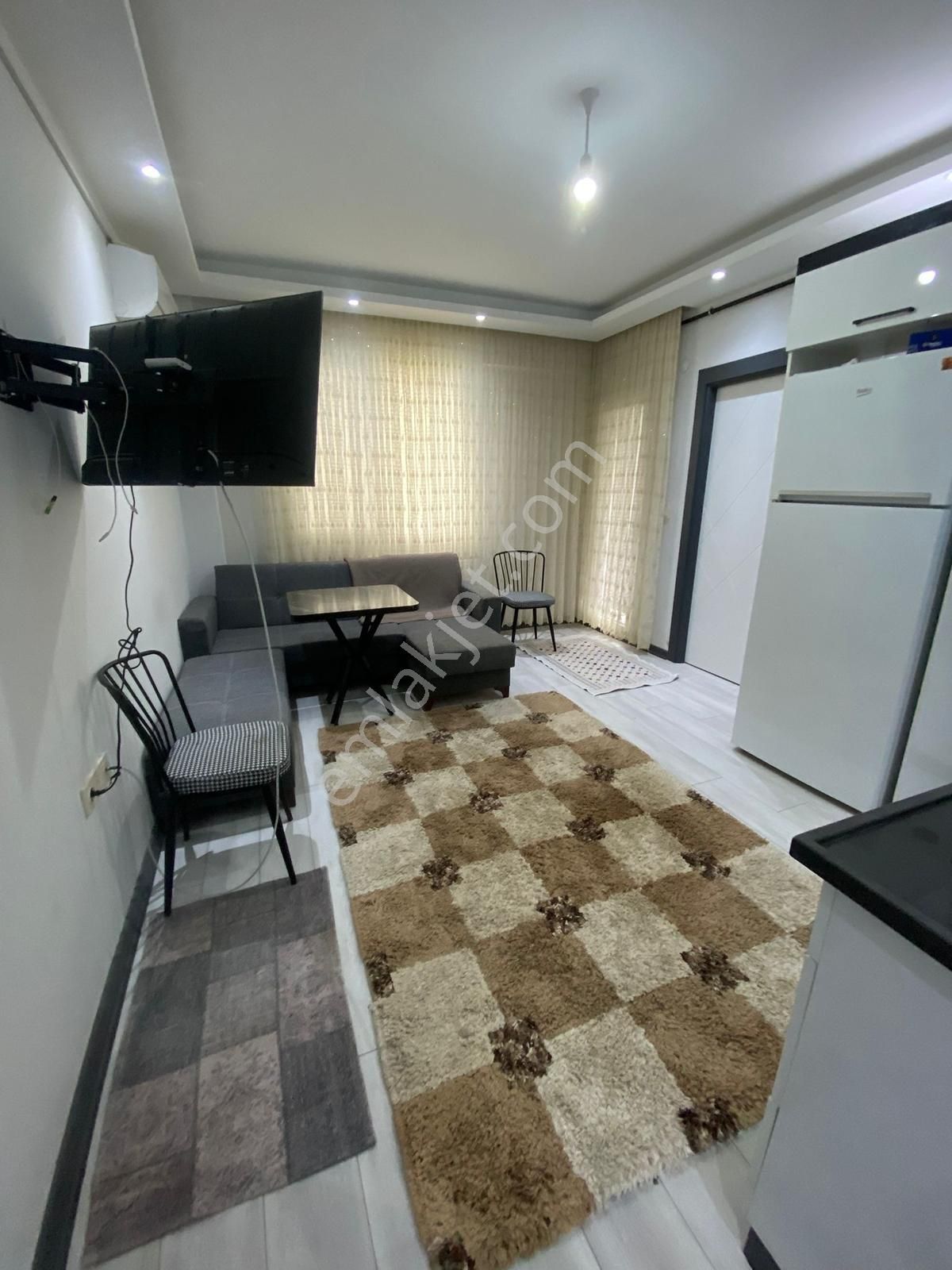 Binax Bakırçay Gayrimenkul Eşyalı 1+1 Bireysel Bahçeli Daire