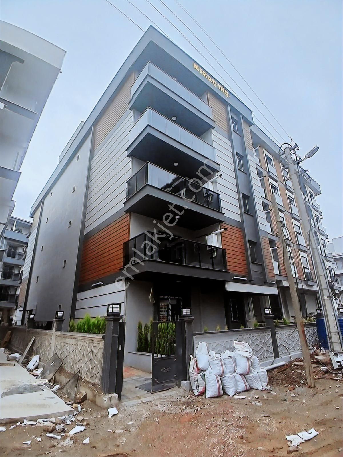 Binax Bakırçay Gayrimenkulden 1+1 Sıfır Daire - Görsel 30