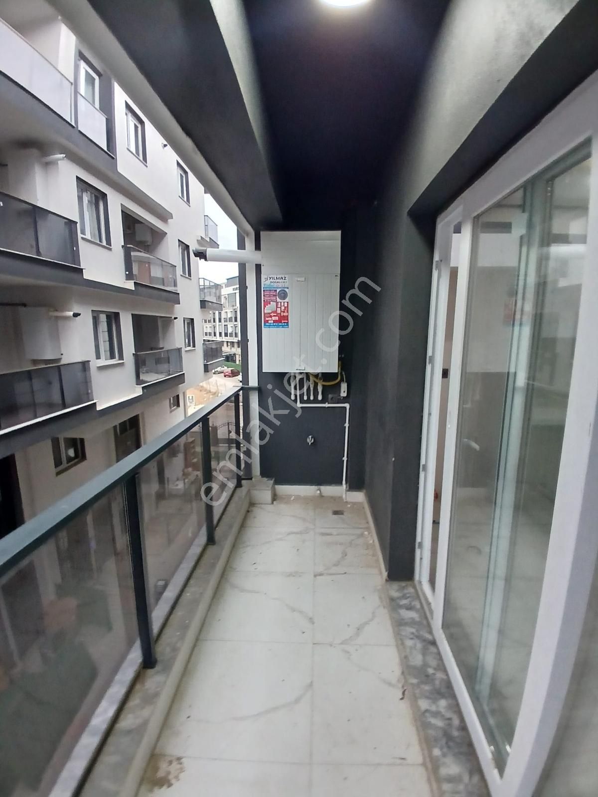 Binax Bakırçay Gayrimenkulden Sıfır Doğalgazlı 1+1 Daire - Görsel 21