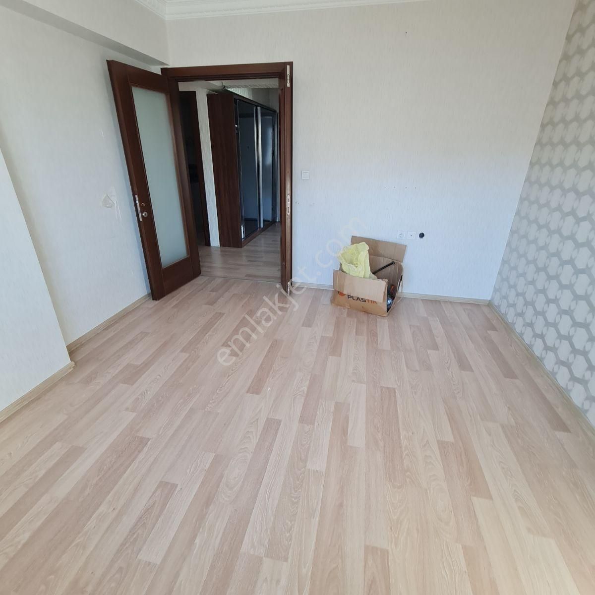 Beşikkaya Saglık Ocagı Karsısında 4+1 Asansörlü Satılık Daire - Görsel 35