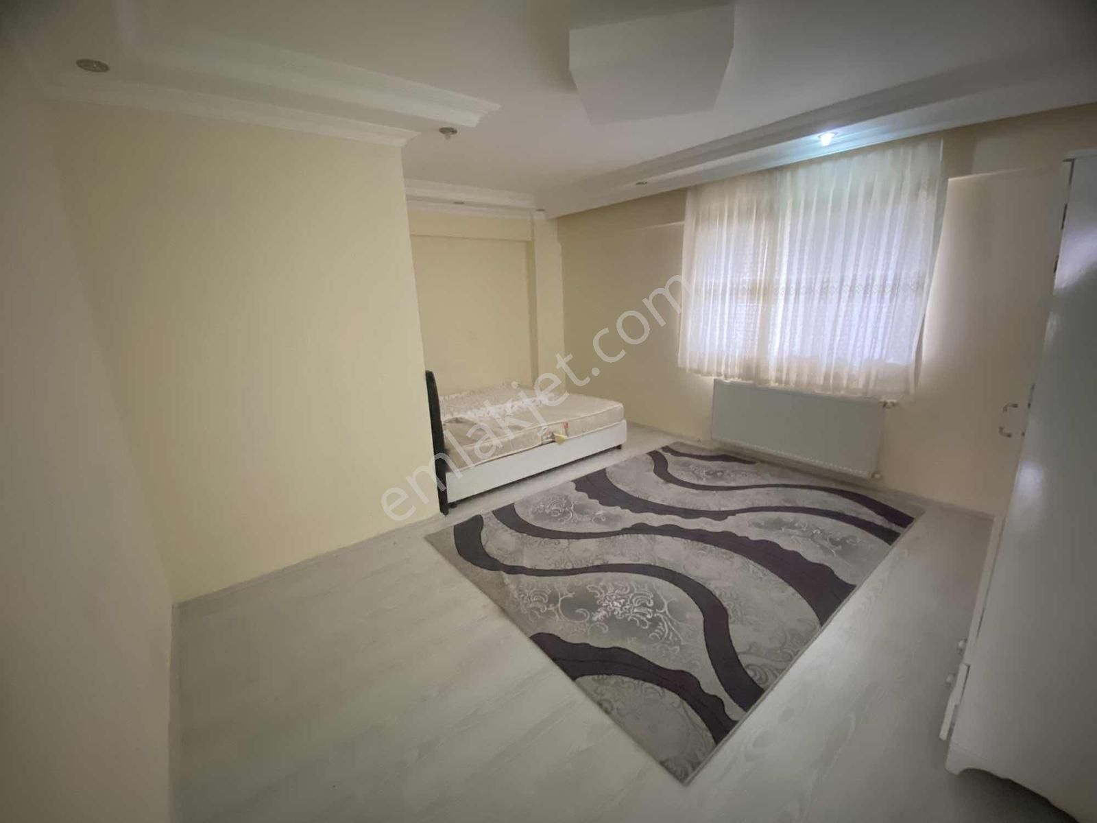 Ömürevleri Cağaloğluna Yakın 3+0 Daire - Görsel 4