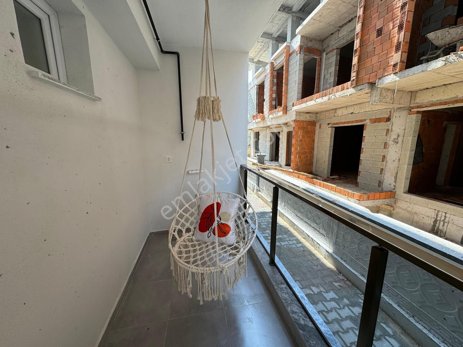 Seyrek Üniversite Yakını 1+1 Ful Eşyalı Daire - Görsel 24