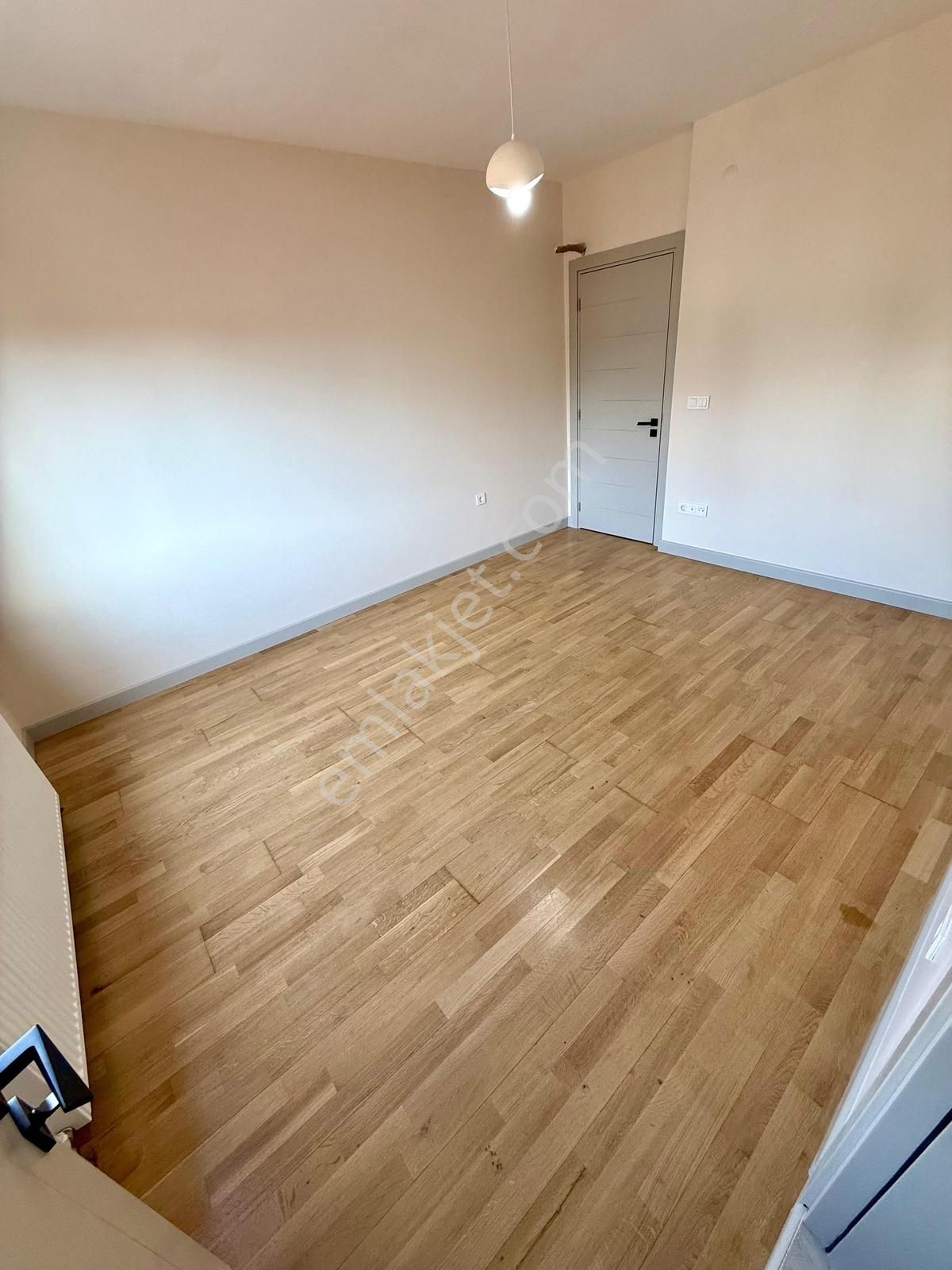 Utkudan Caddebostan Sahilde İçi Yenilenmiş 125 M2 Satılık 3+1 - Görsel 7