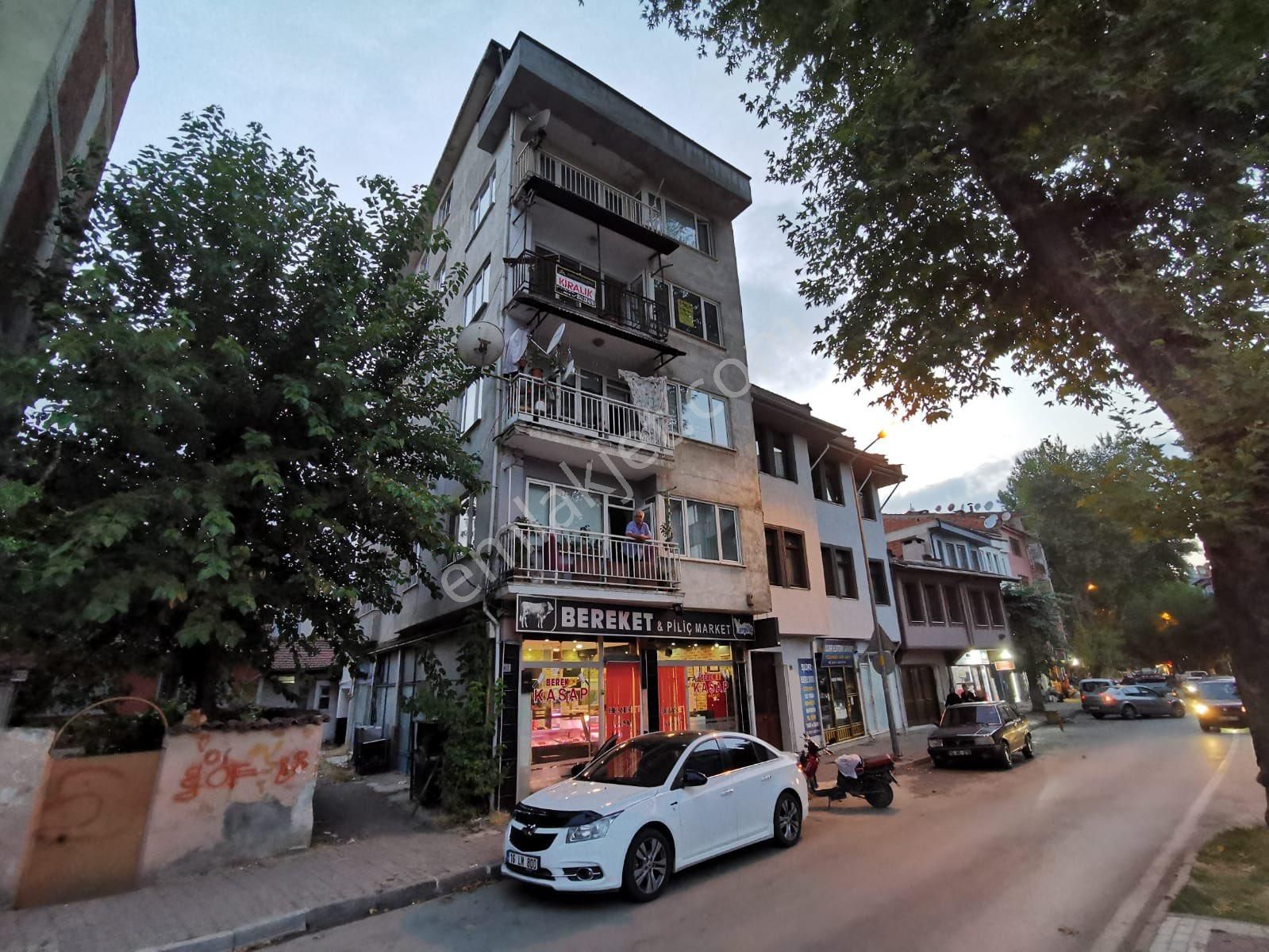 2+1 Kullanışlı Daire Kasım Efendi Caddesinde - Görsel 2