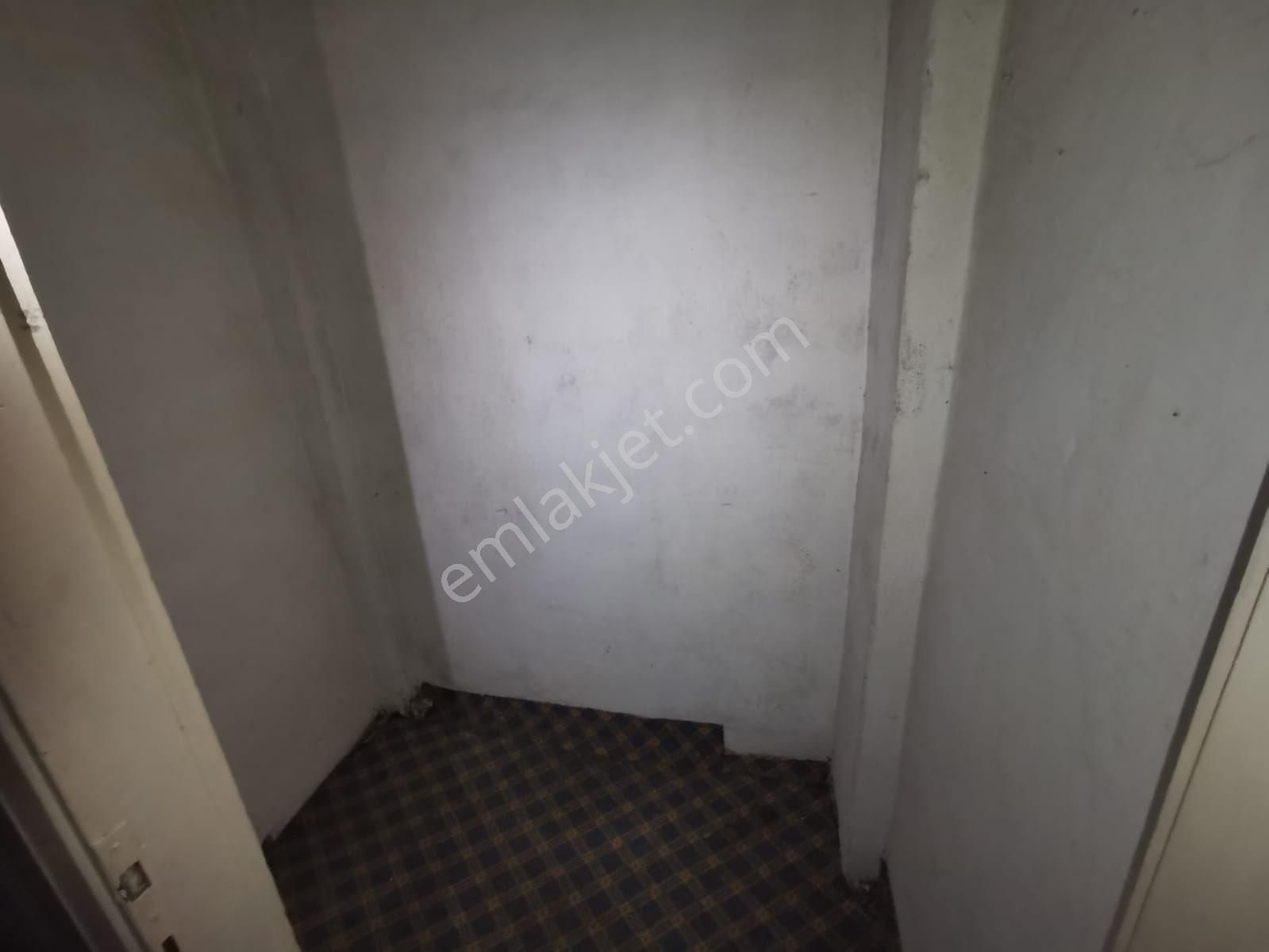 2+1 Kullanışlı Daire Kasım Efendi Caddesinde - Görsel 6