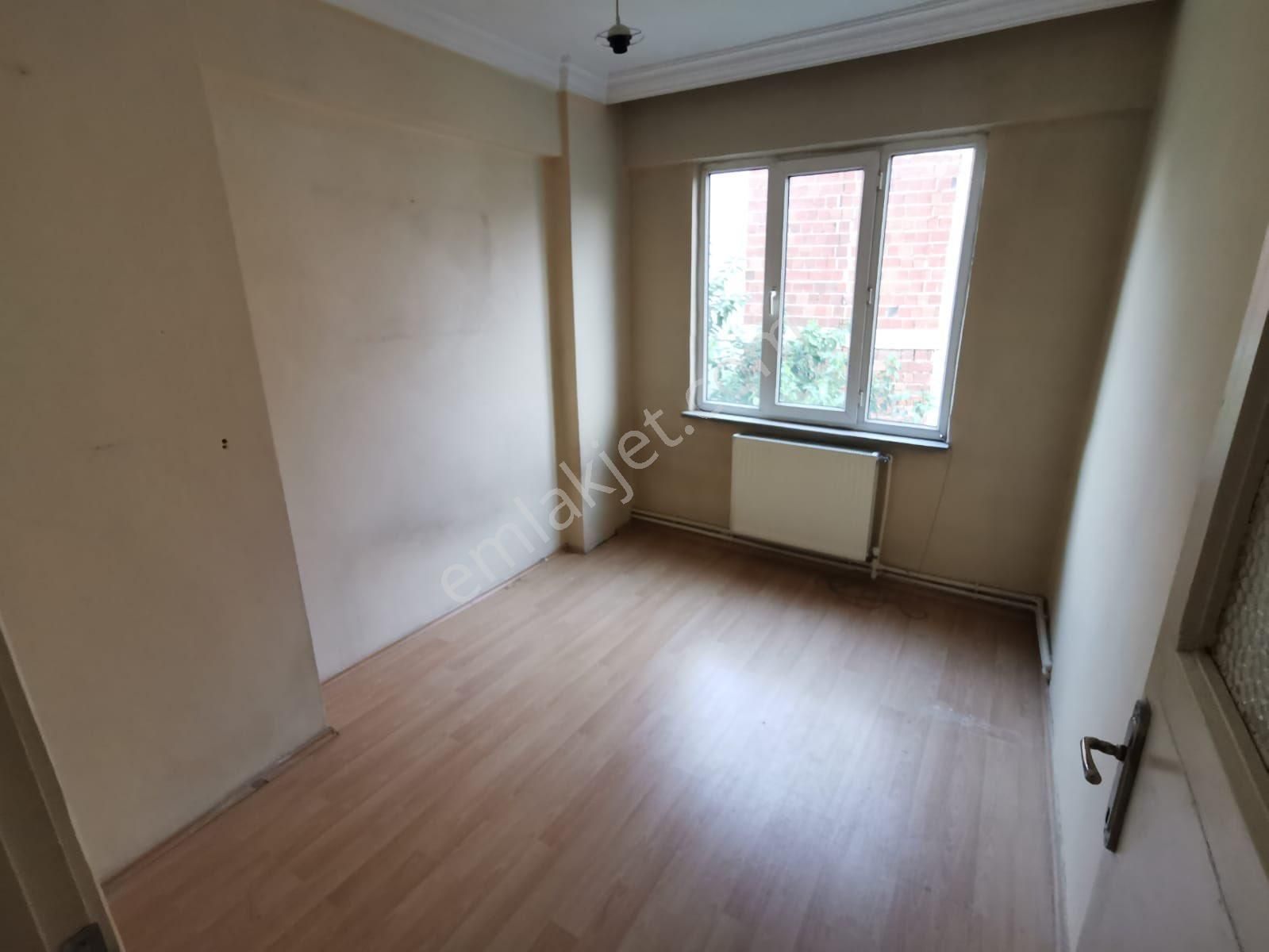 2+1 Kullanışlı Daire Kasım Efendi Caddesinde - Görsel 17