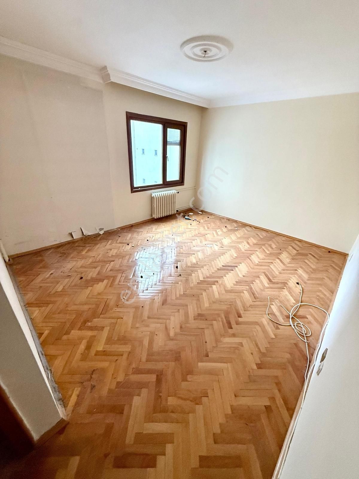 Utkudan Göztepede Bağdat Cad. Yakın 140 M2 Satılık Balkonlu 4+1 - Görsel 16