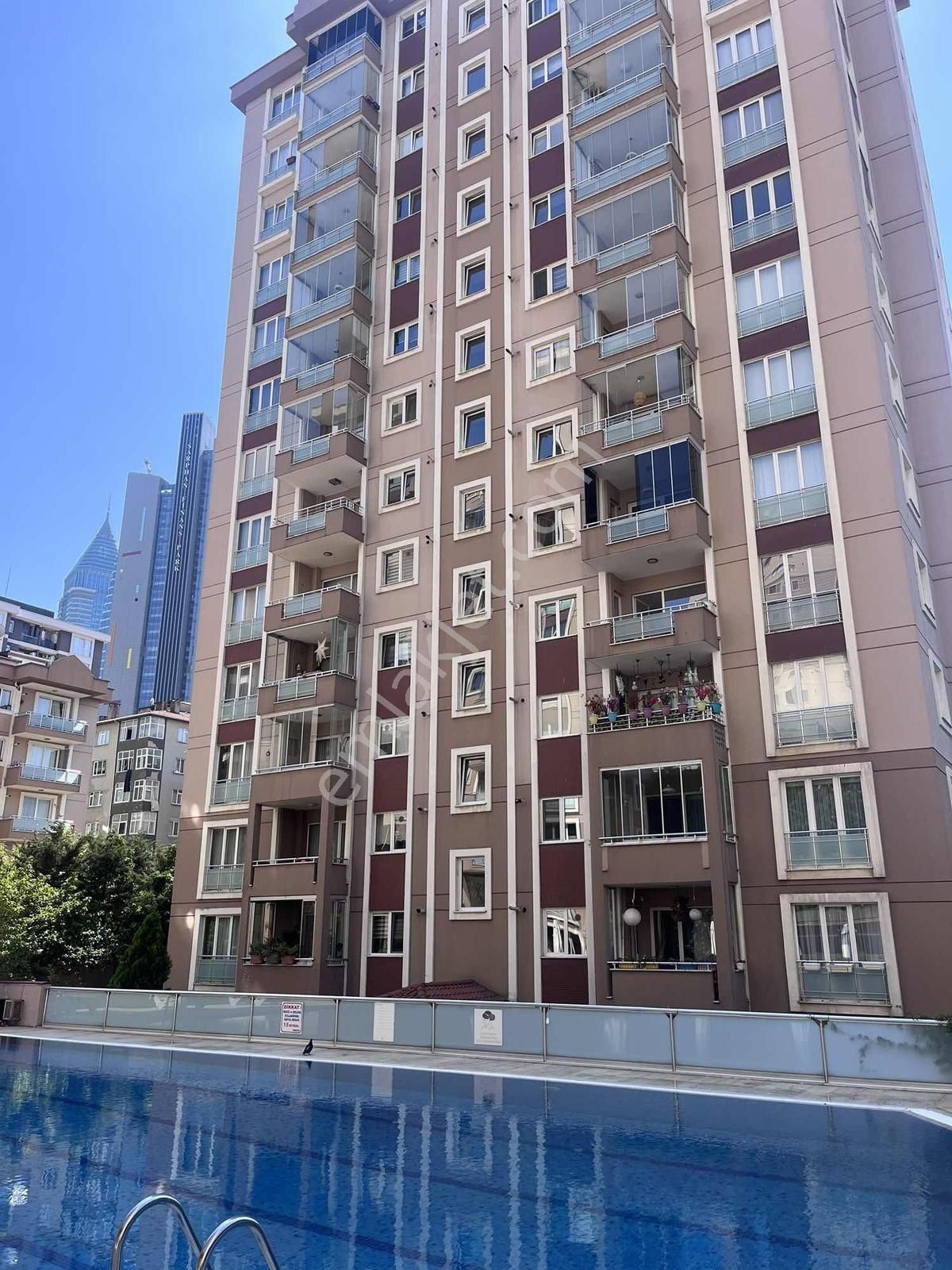 Finans Merkezi Yanı Kiralık Ara Kat 3+1 - Görsel 13