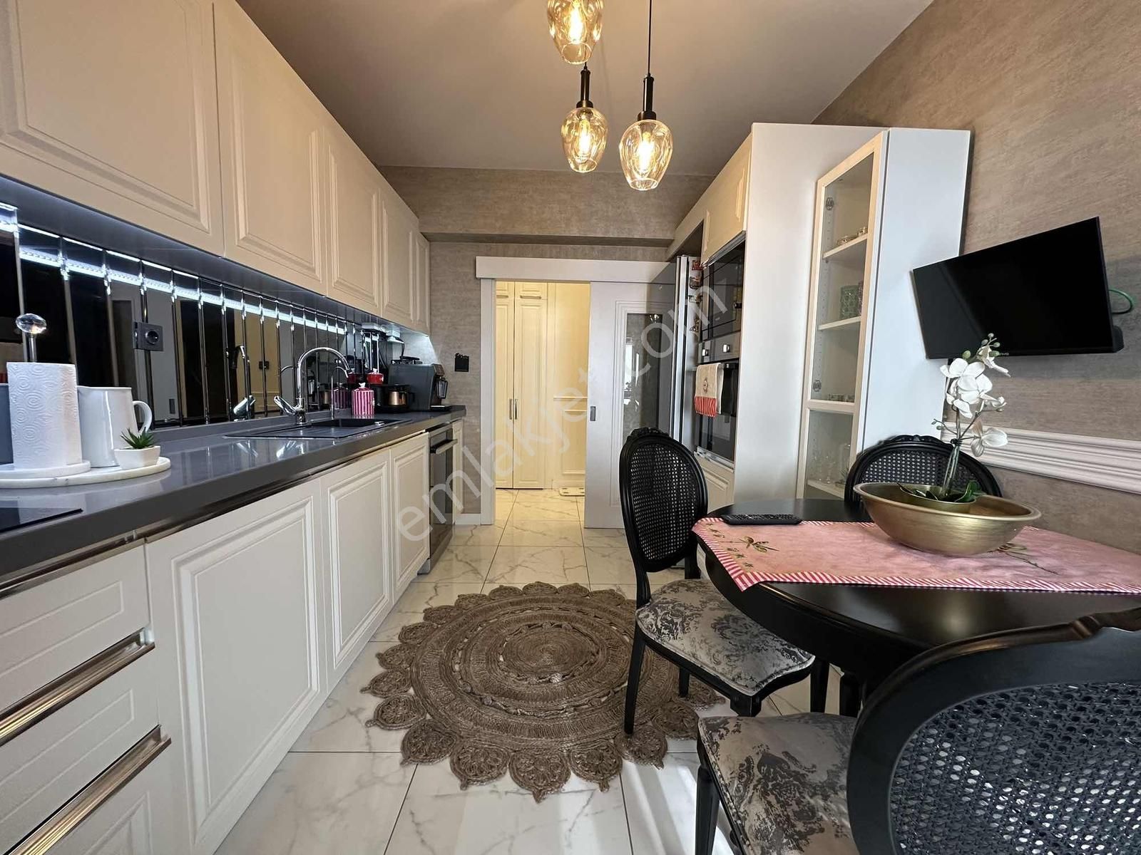 Selam Tower'da 3+1 Özel Dizayn Lüks Arakat - Görsel 17