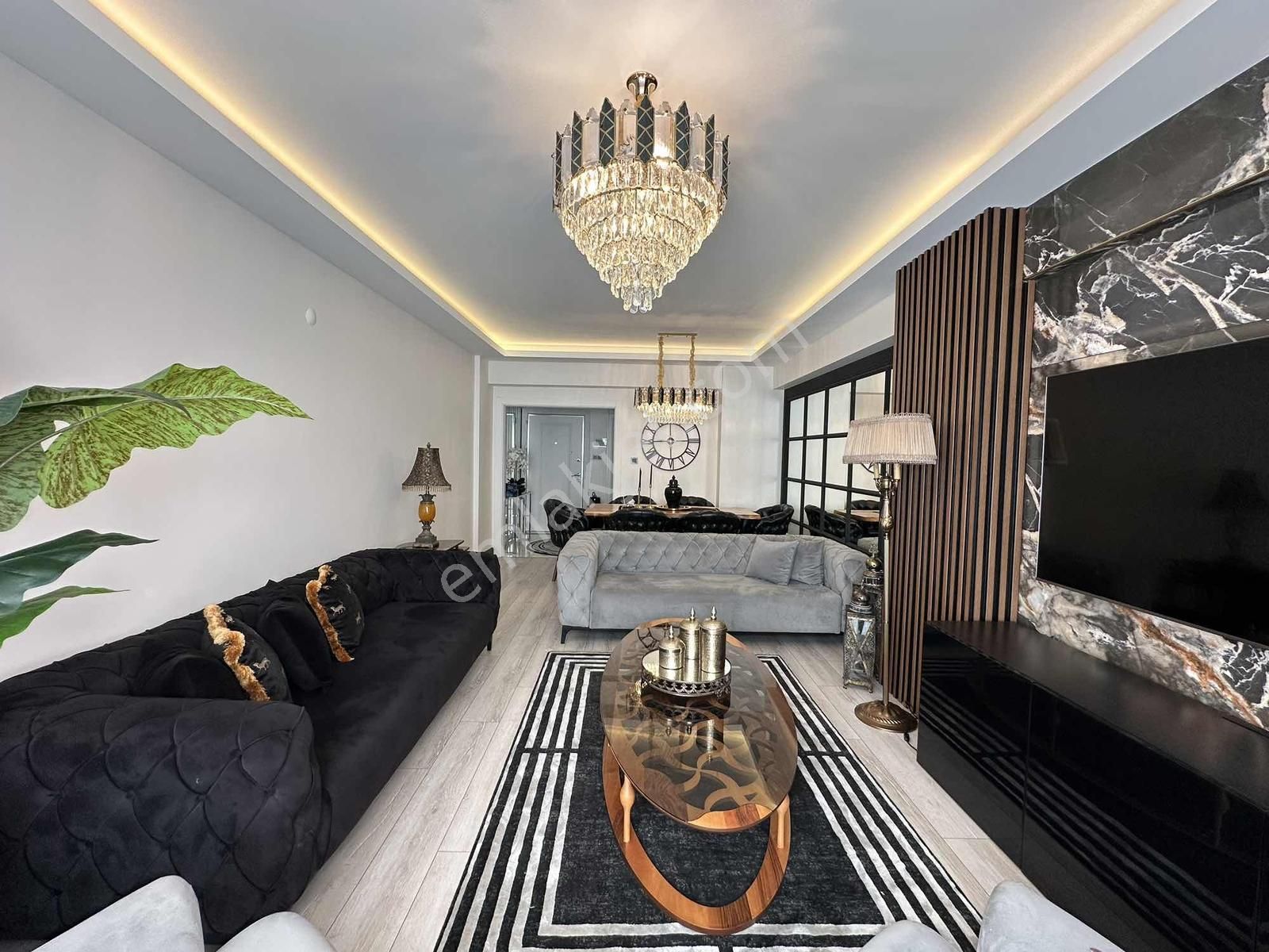 Selam Tower'da 3+1 Özel Dizayn Lüks Arakat - Görsel 2