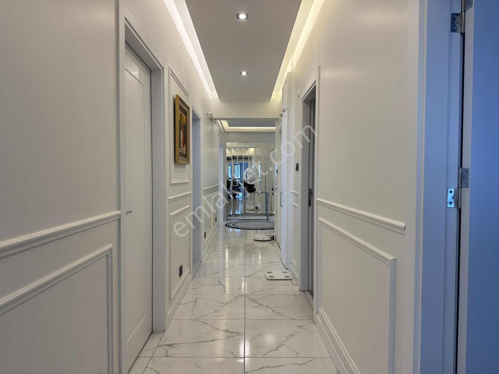 Selam Tower'da 3+1 Özel Dizayn Lüks Arakat - Görsel 31