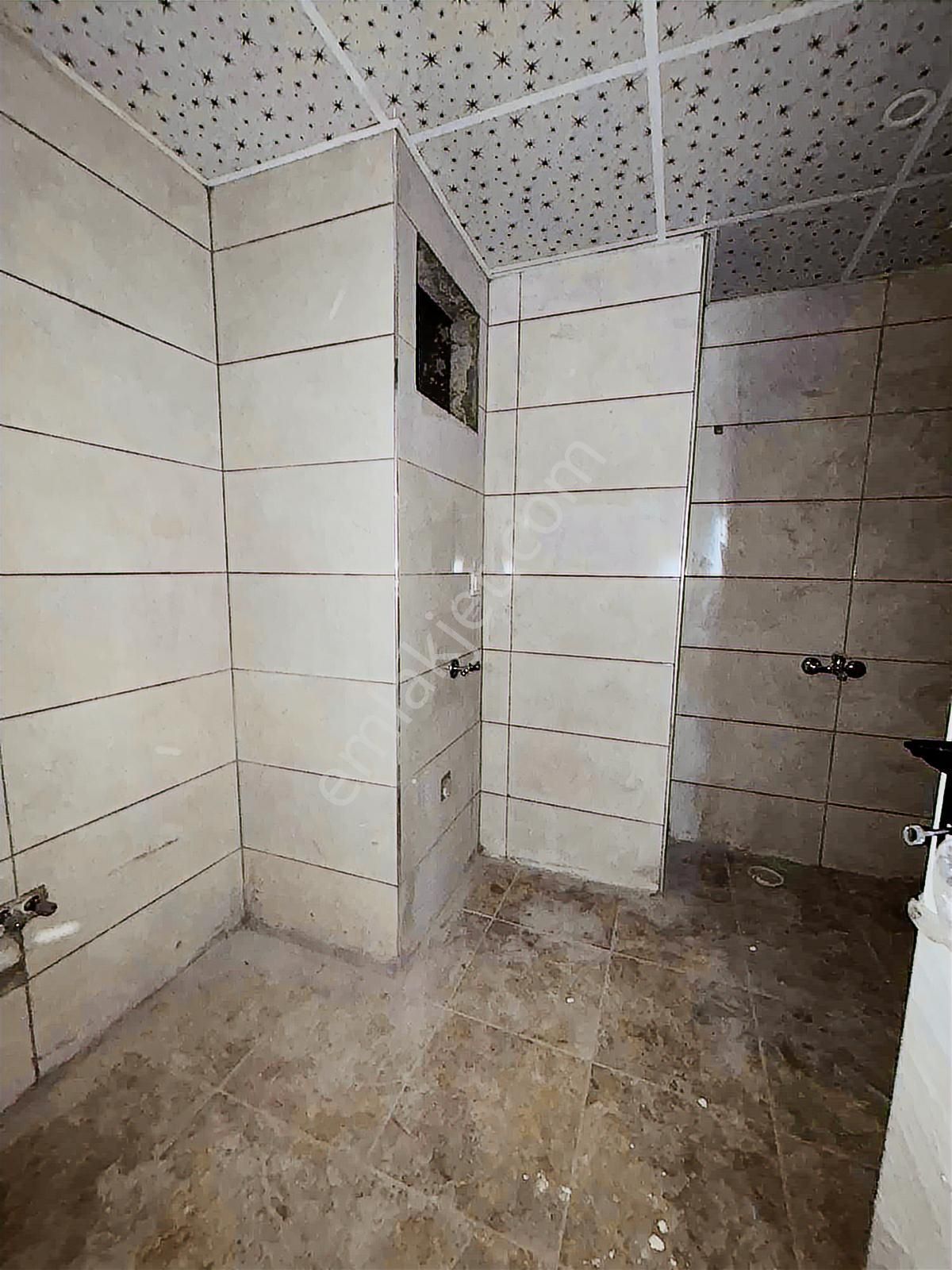 Kozan Gayrimenkul'den Stadyum Civarı Sıfır 3+1 Fırsat Daire - Görsel 13