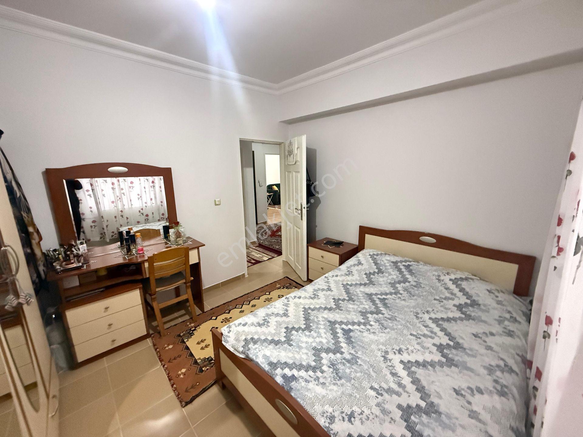 Huzur Evlerinde 2+1 Siteli İlk Günden Hasarsız Çatılı Daire - Görsel 8
