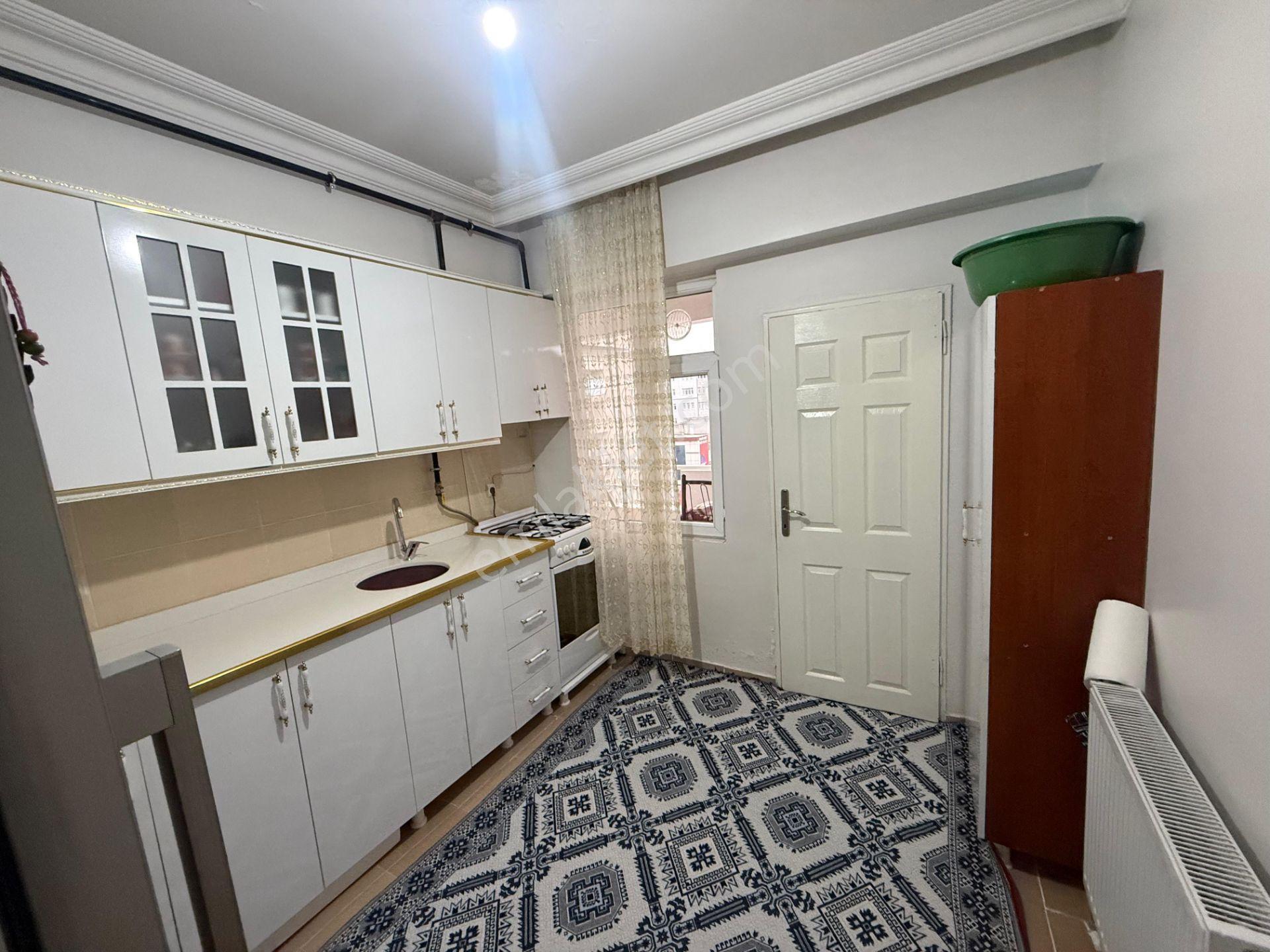 Huzur Evlerinde 2+1 Siteli İlk Günden Hasarsız Çatılı Daire - Görsel 6
