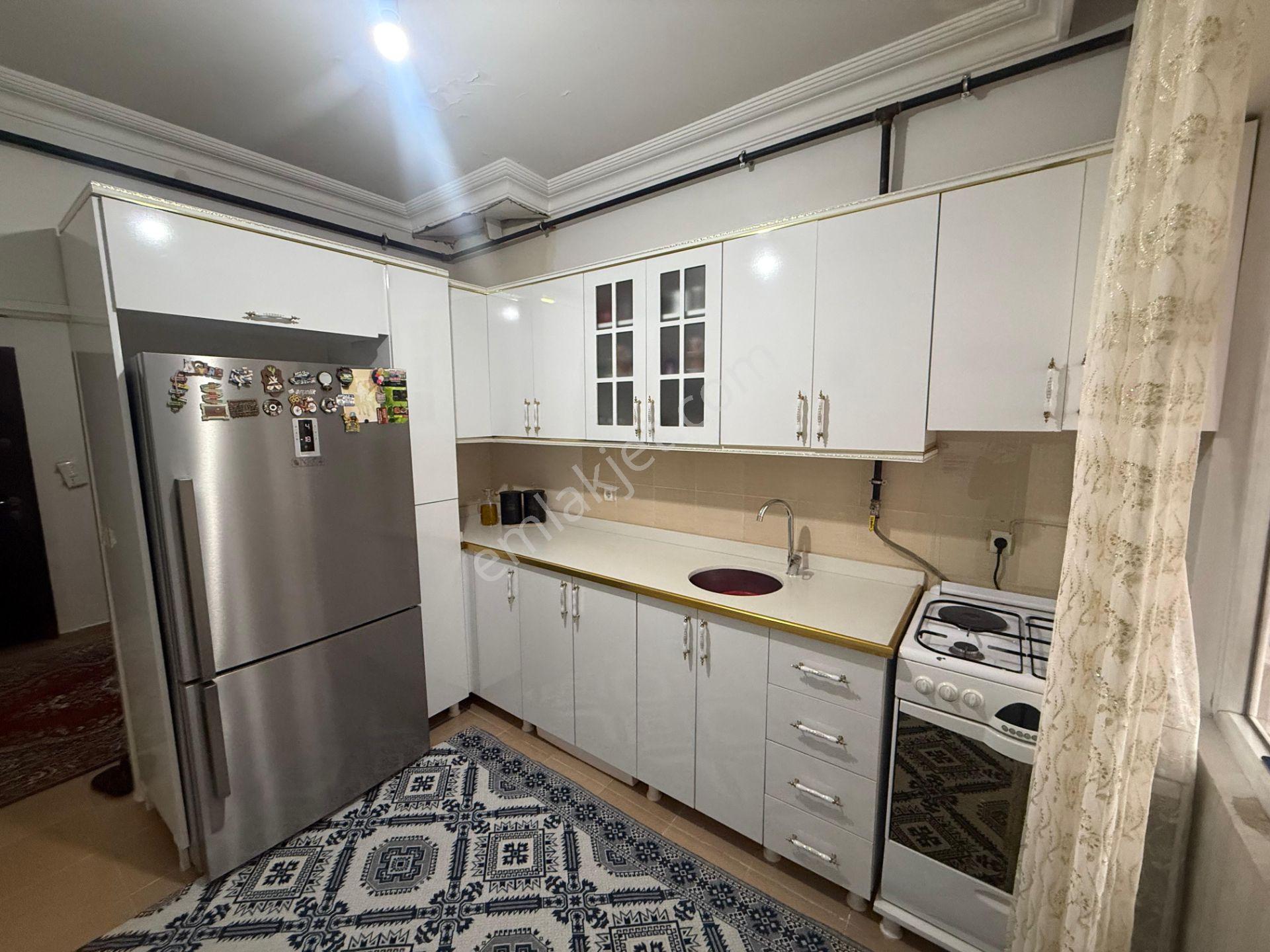 Huzur Evlerinde 2+1 Siteli İlk Günden Hasarsız Çatılı Daire - Görsel 7