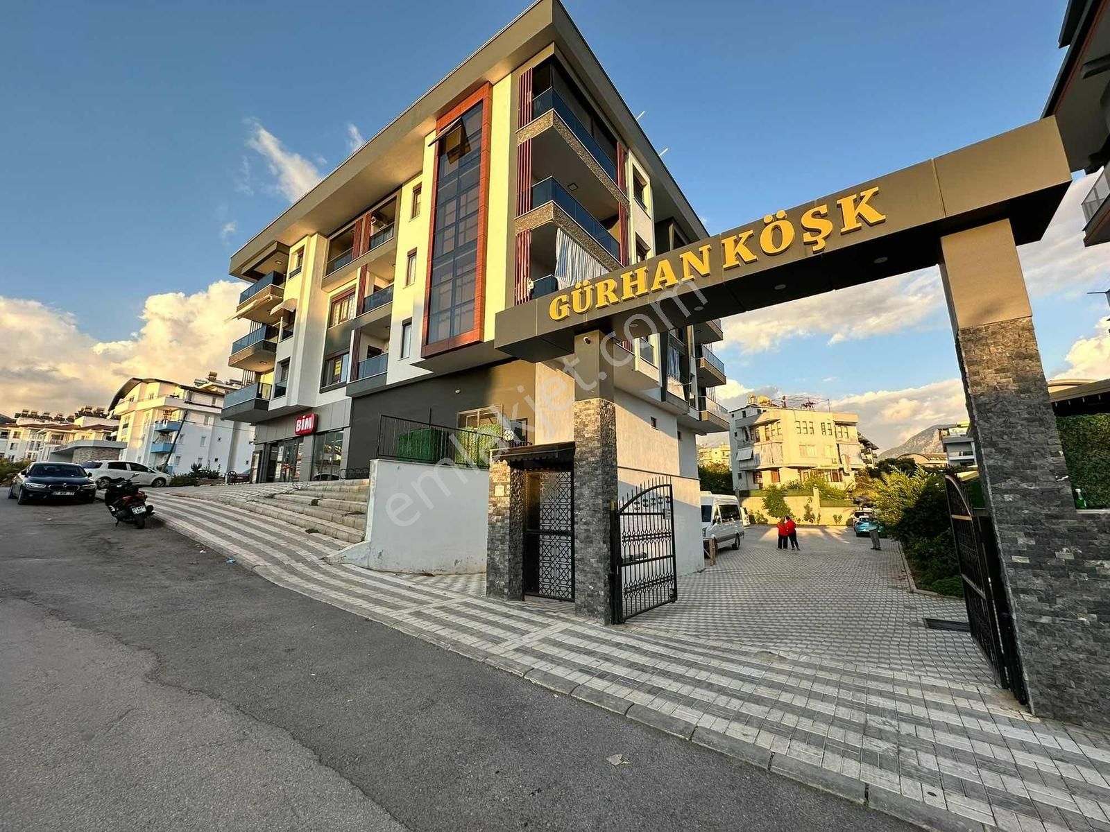 Alanya Oba Mahallesi Site İçi Kiralık 1+1 Boş Daire - Görsel 7
