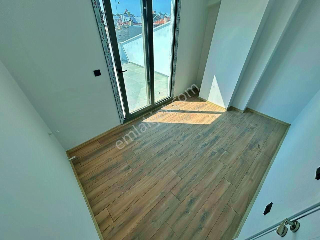 Uytundan Akçay'da Doğalgazlı Geniş Teraslı 4+1 Satılık Dubleks - Görsel 11