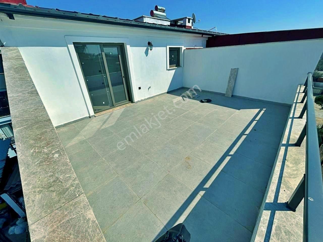 Uytundan Akçay'da Doğalgazlı Geniş Teraslı 4+1 Satılık Dubleks - Görsel 22