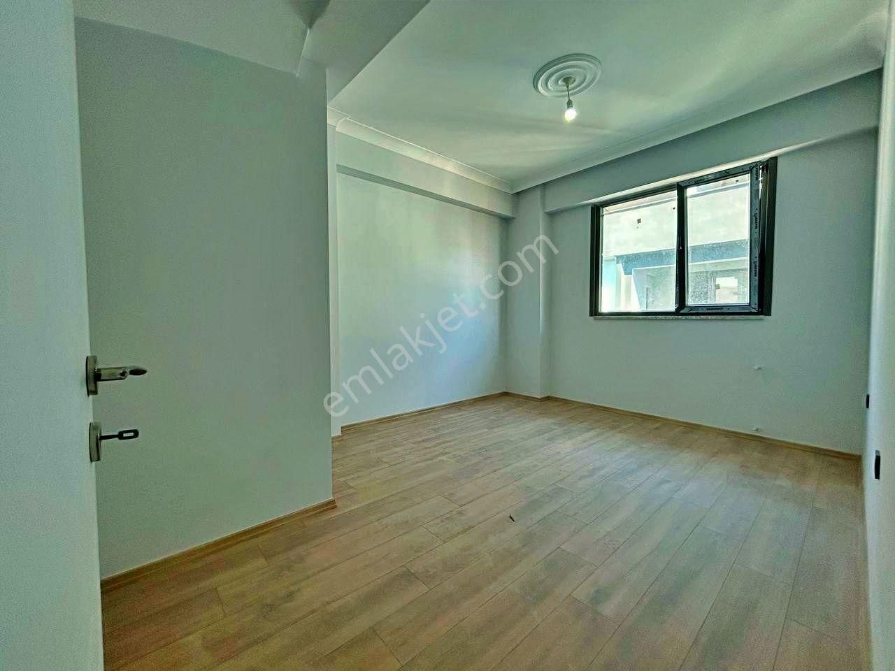 Uytundan Akçay'da Doğalgazlı Geniş Teraslı 4+1 Satılık Dubleks - Görsel 20