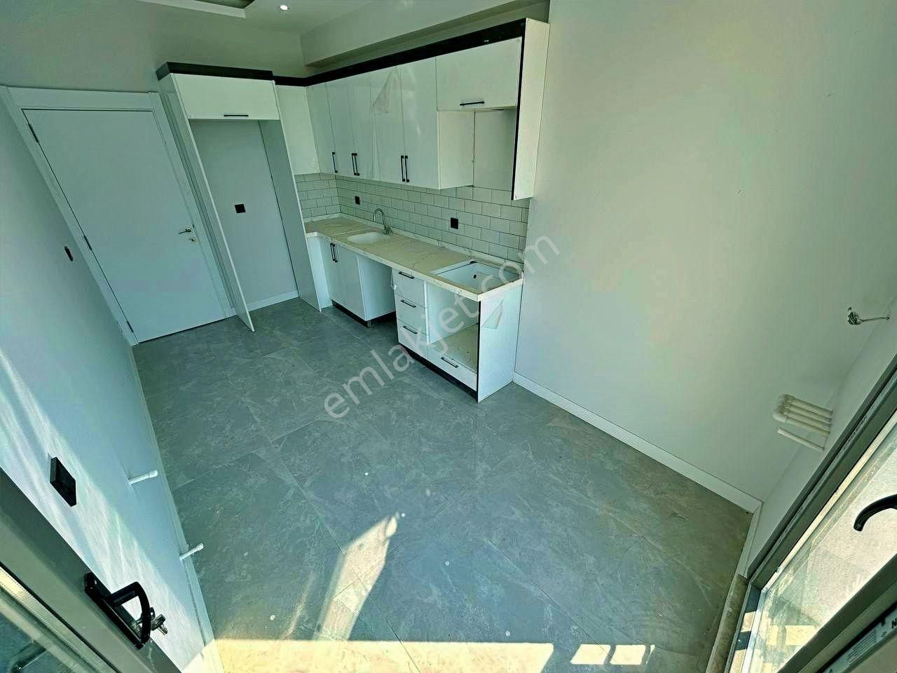 Uytundan Akçay'da Doğalgazlı Geniş Teraslı 4+1 Satılık Dubleks - Görsel 9