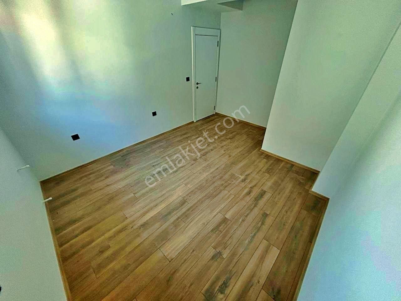 Uytundan Akçay'da Doğalgazlı Geniş Teraslı 4+1 Satılık Dubleks - Görsel 17