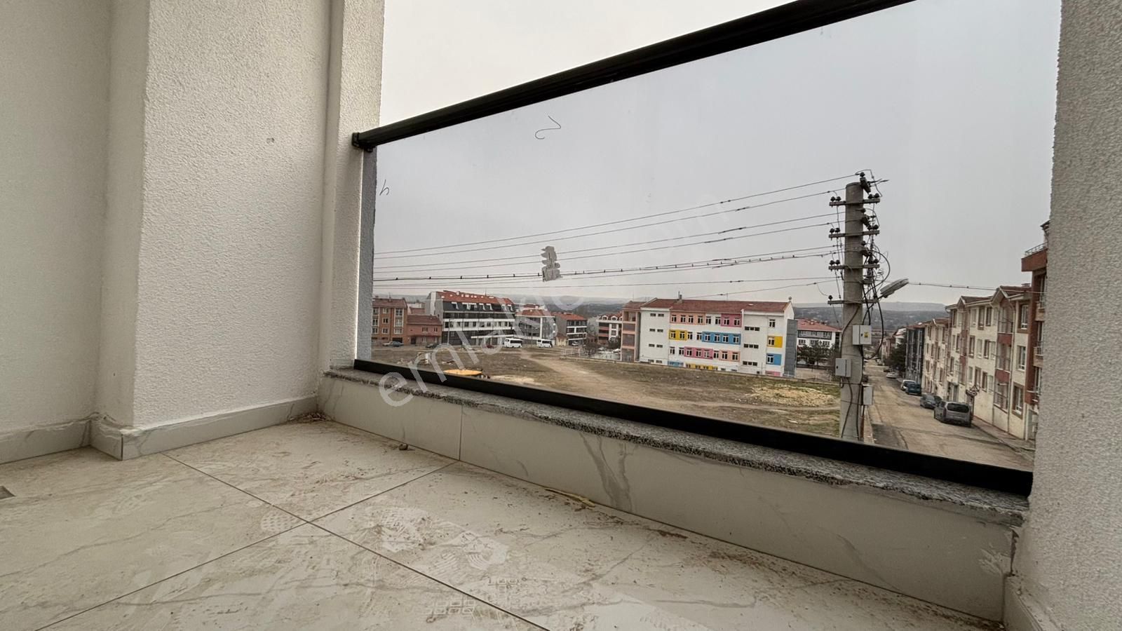 Recep Ümit Emlak'tan Çamlıca Mahallesi Sıfır 2+0 Daire - Görsel 14