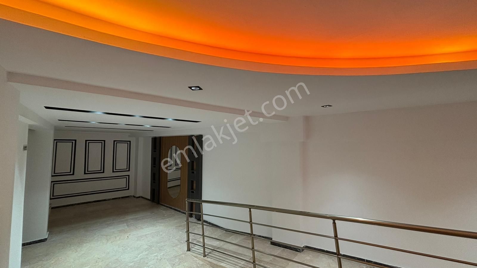 Recep Ümit Emlak'tan Çamlıca Mahallesi Sıfır 2+0 Daire - Görsel 24