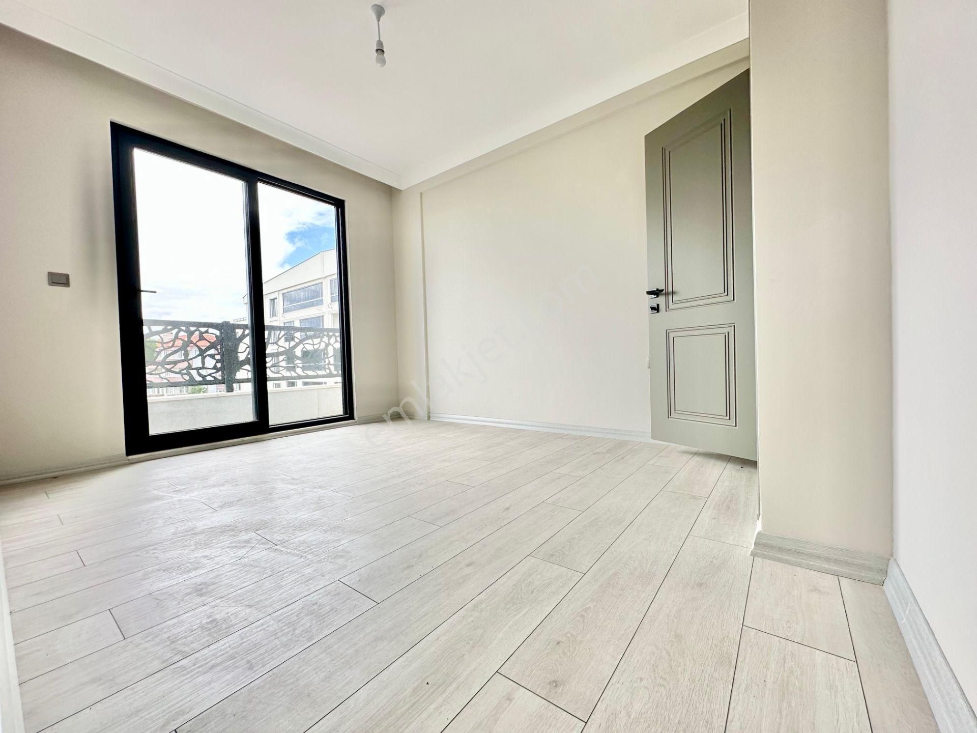 ꧁ay Emlaktan꧂akçay'da Pazar Sokagında Denize Sadece 400 M Ebeveyn Banyolu Ayrı Mutfak 2+1 Lüx Daire - Görsel 14